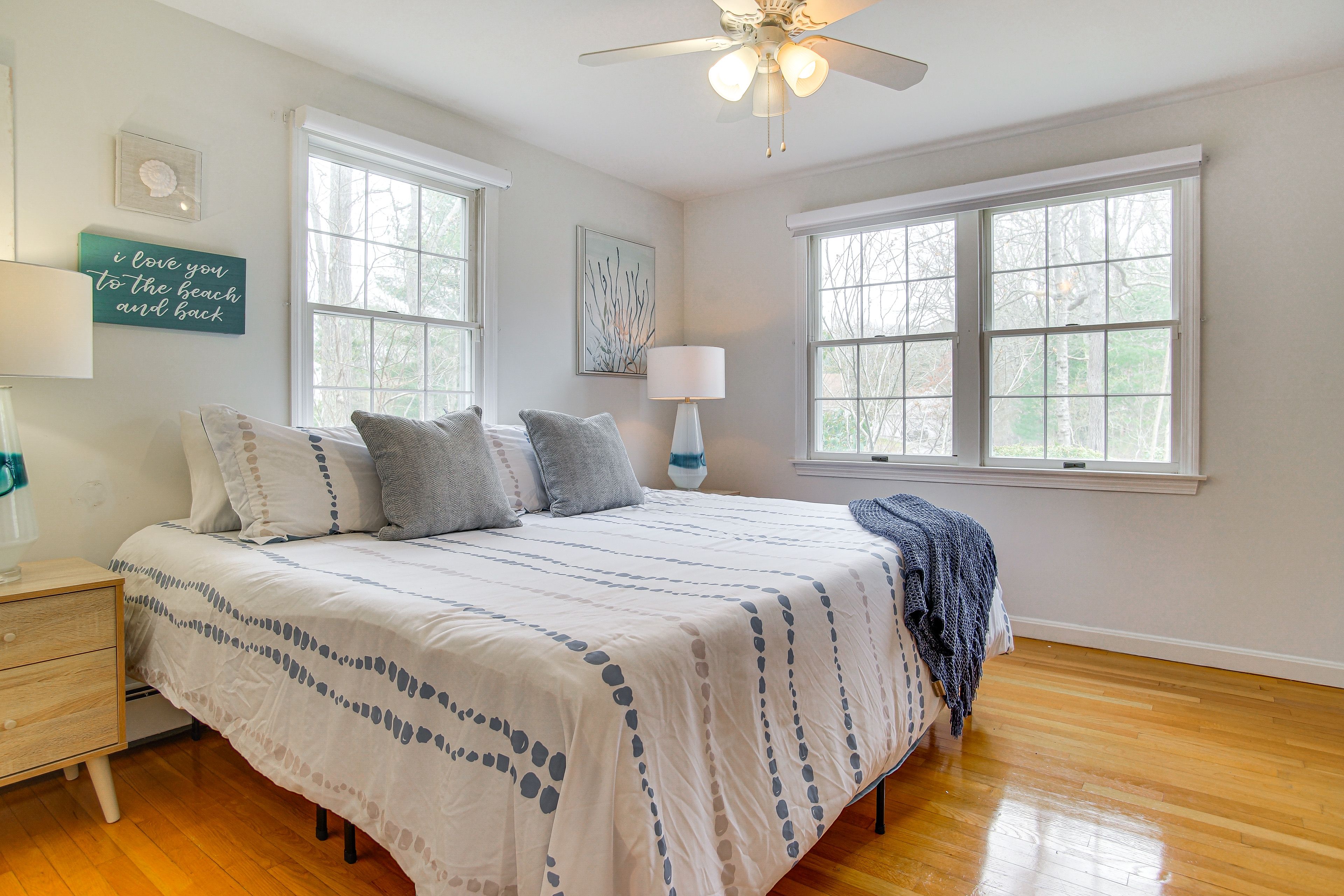 Bedroom 1 | King Bed | 1st Floor