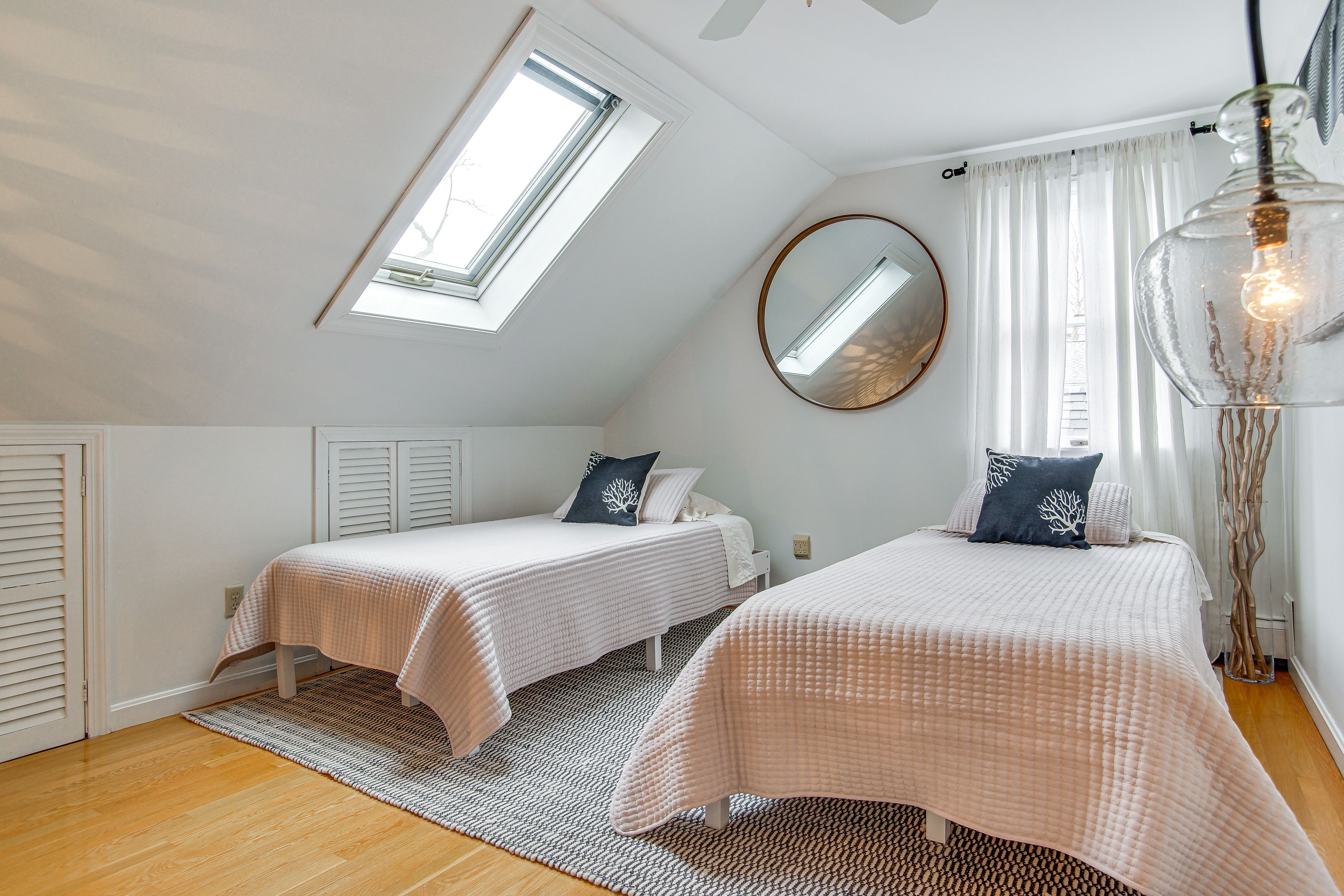 Bedroom 4 | 2 Twin Beds | 2nd Floor
