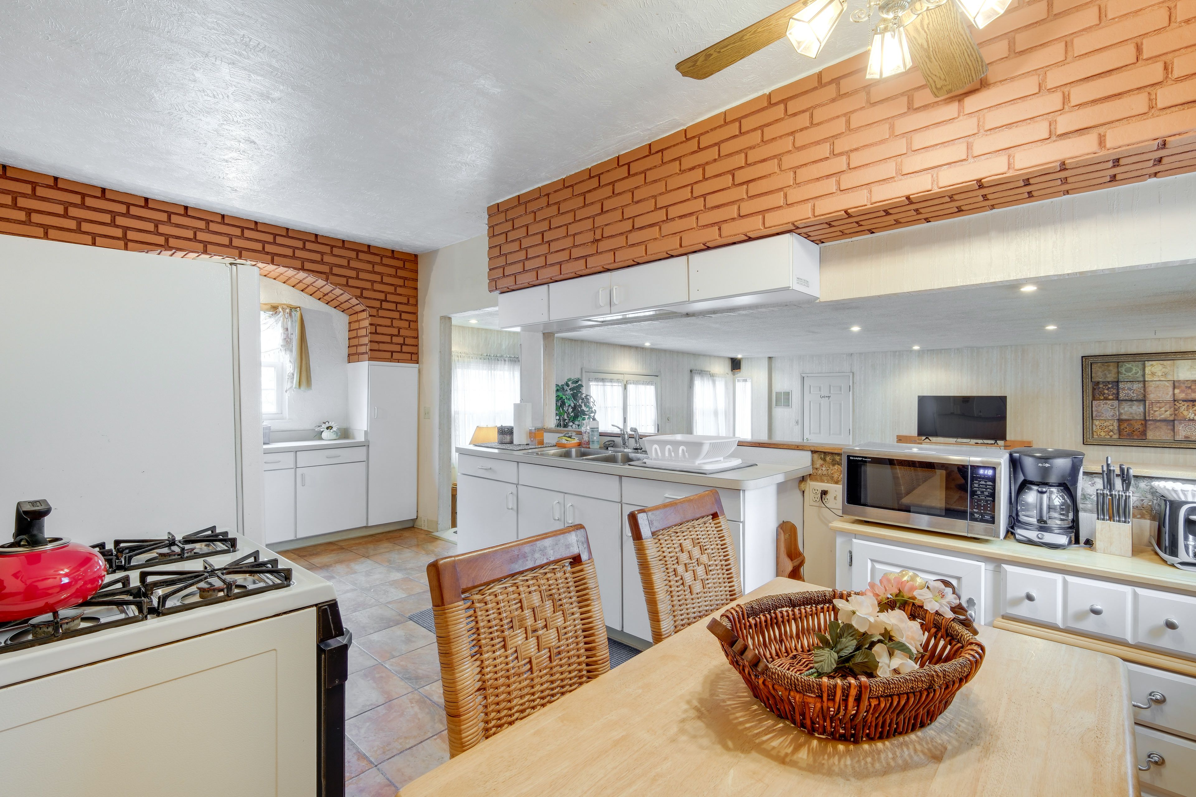 Breakfast Nook