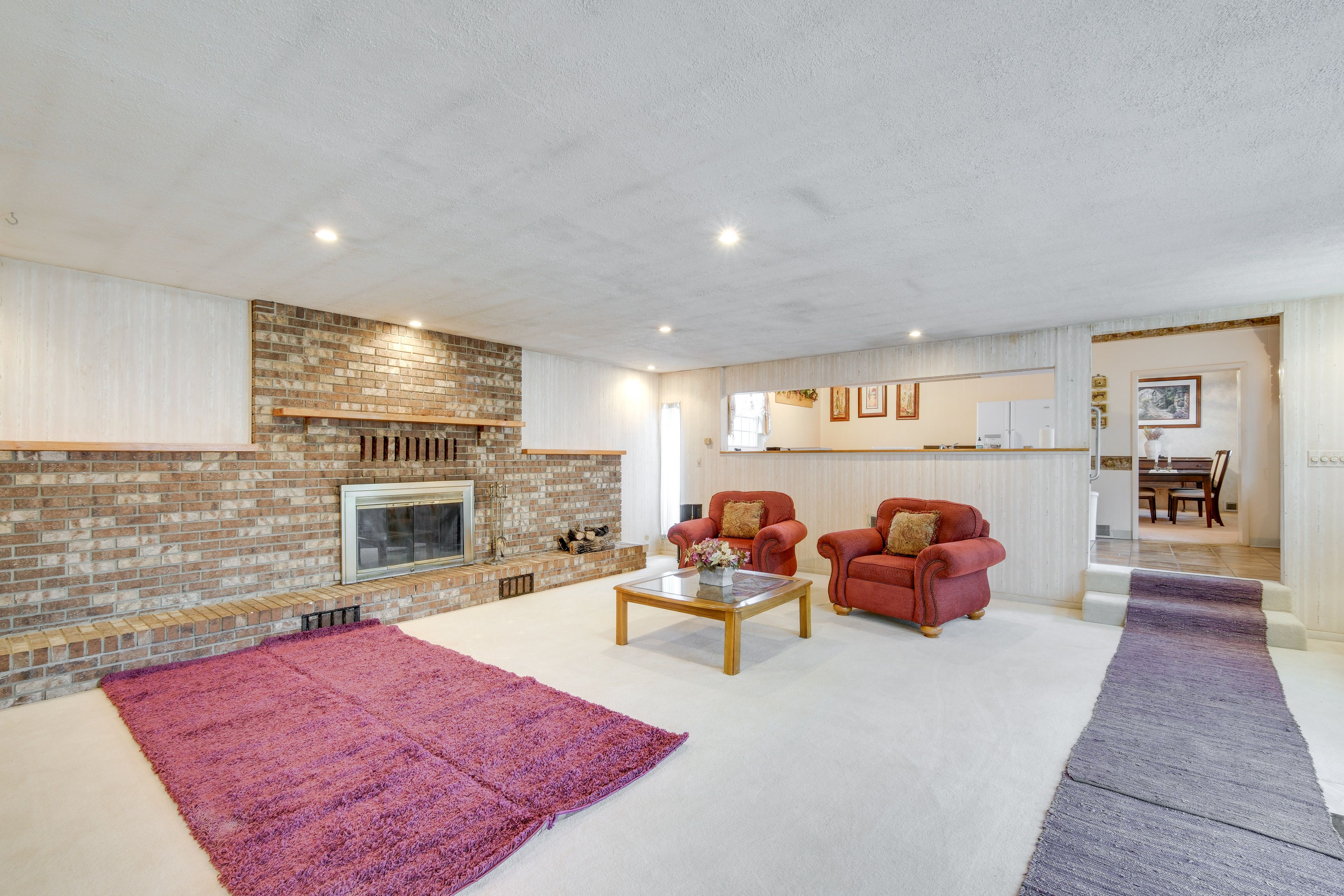 Living Room | Flat-Screen TV | Access to Patio
