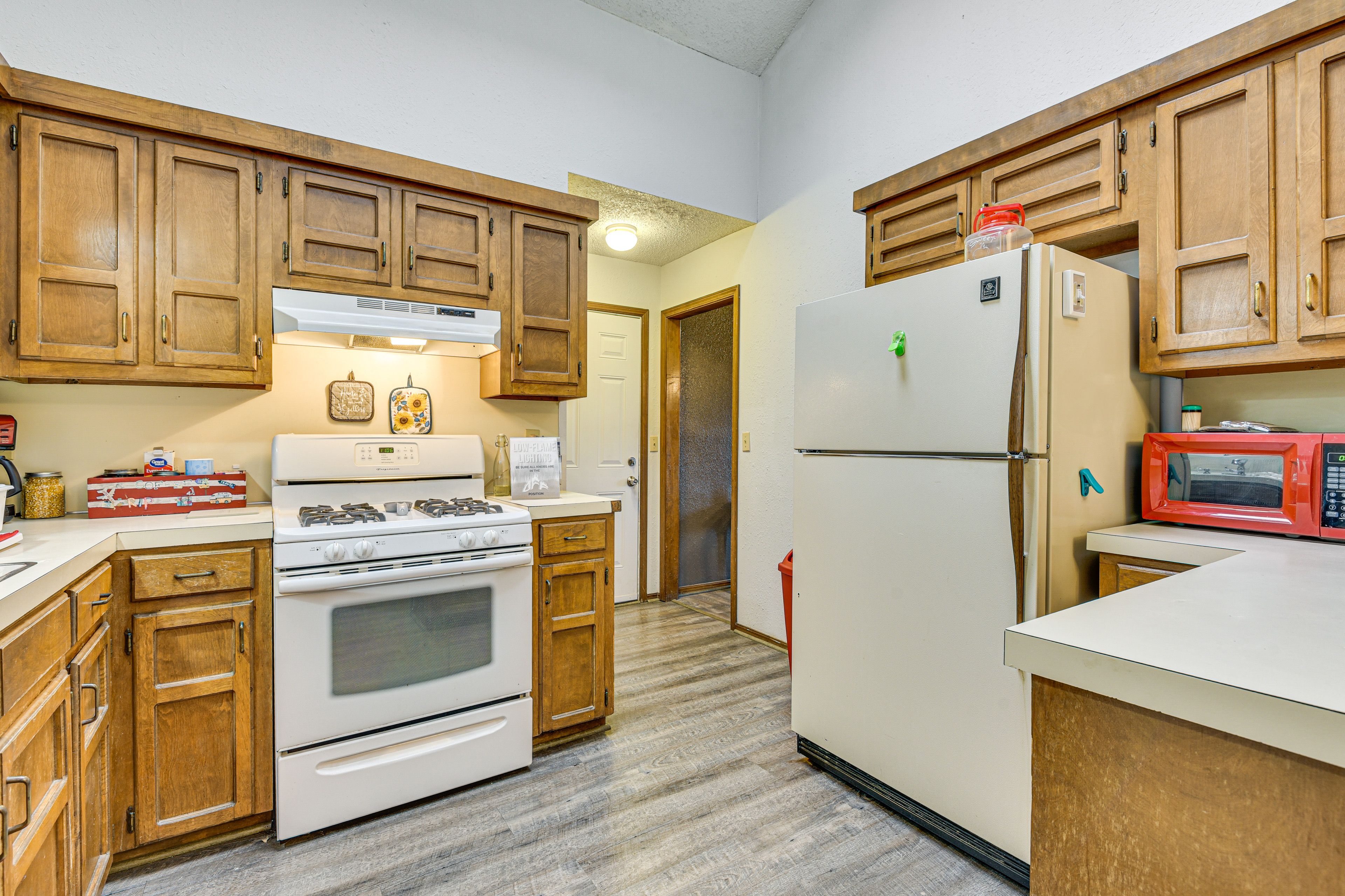 Kitchen | Drip Coffee Maker | Toaster