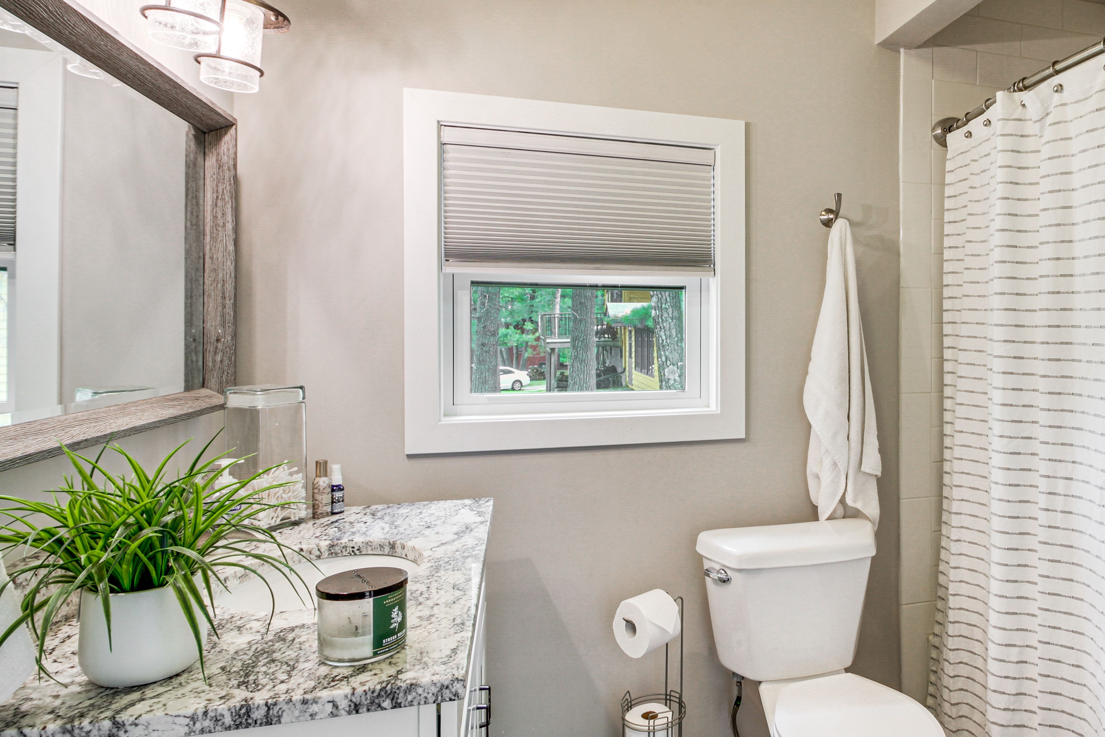 Full Bathroom | 1st Floor
