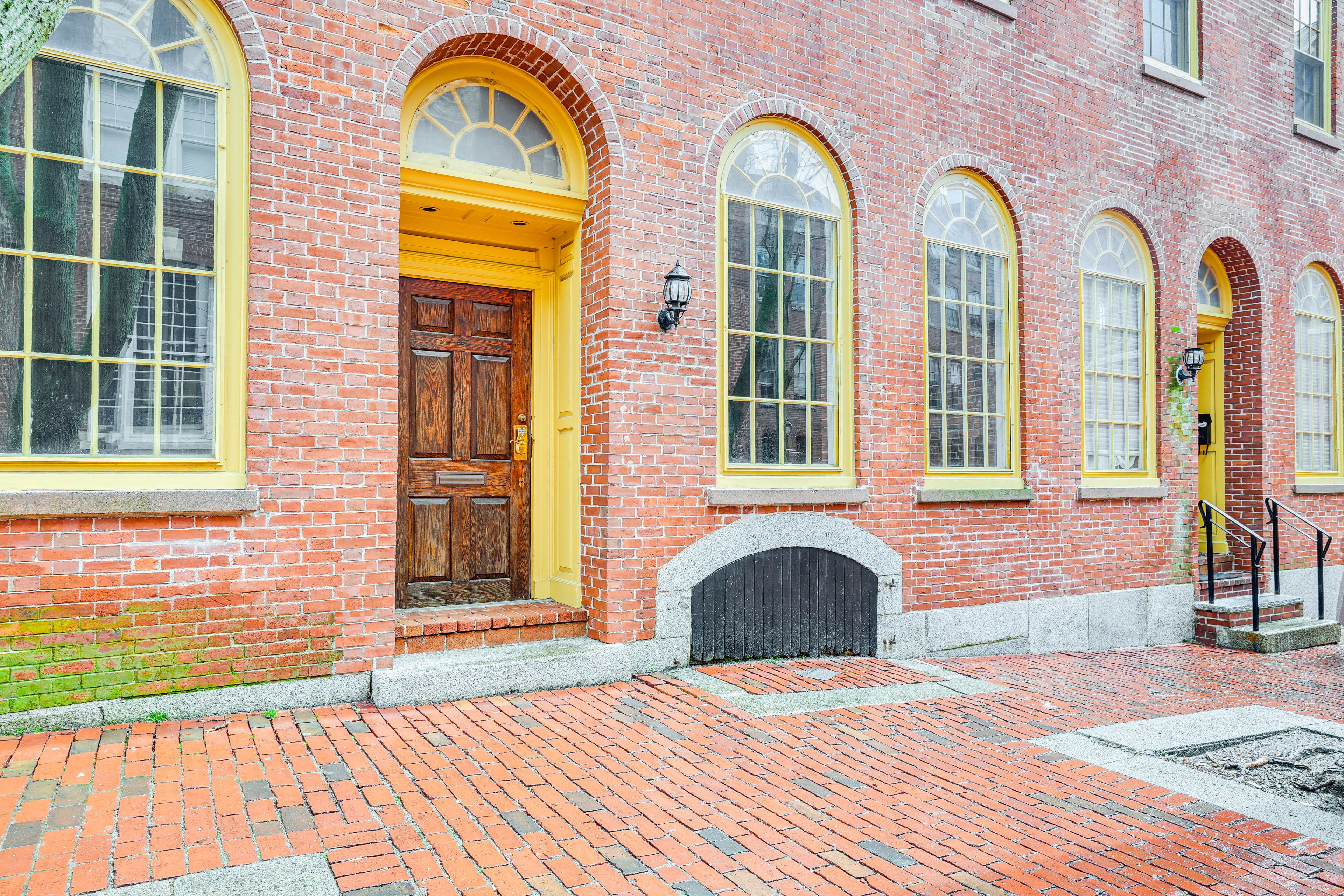 Condo Exterior | Garage Parking Available (1 Vehicle)