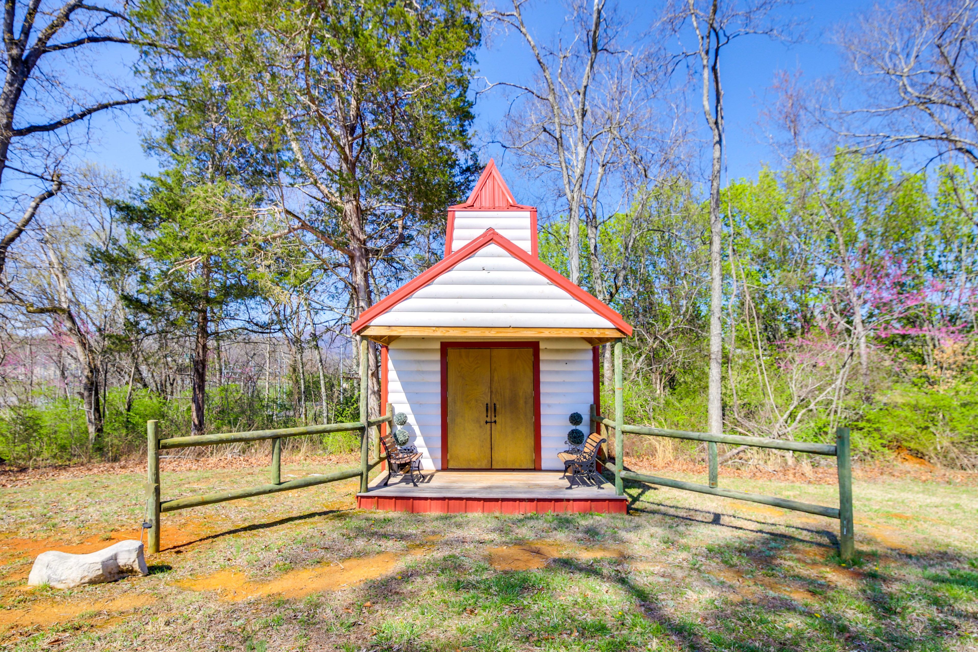 Shared Amenities | Chapel