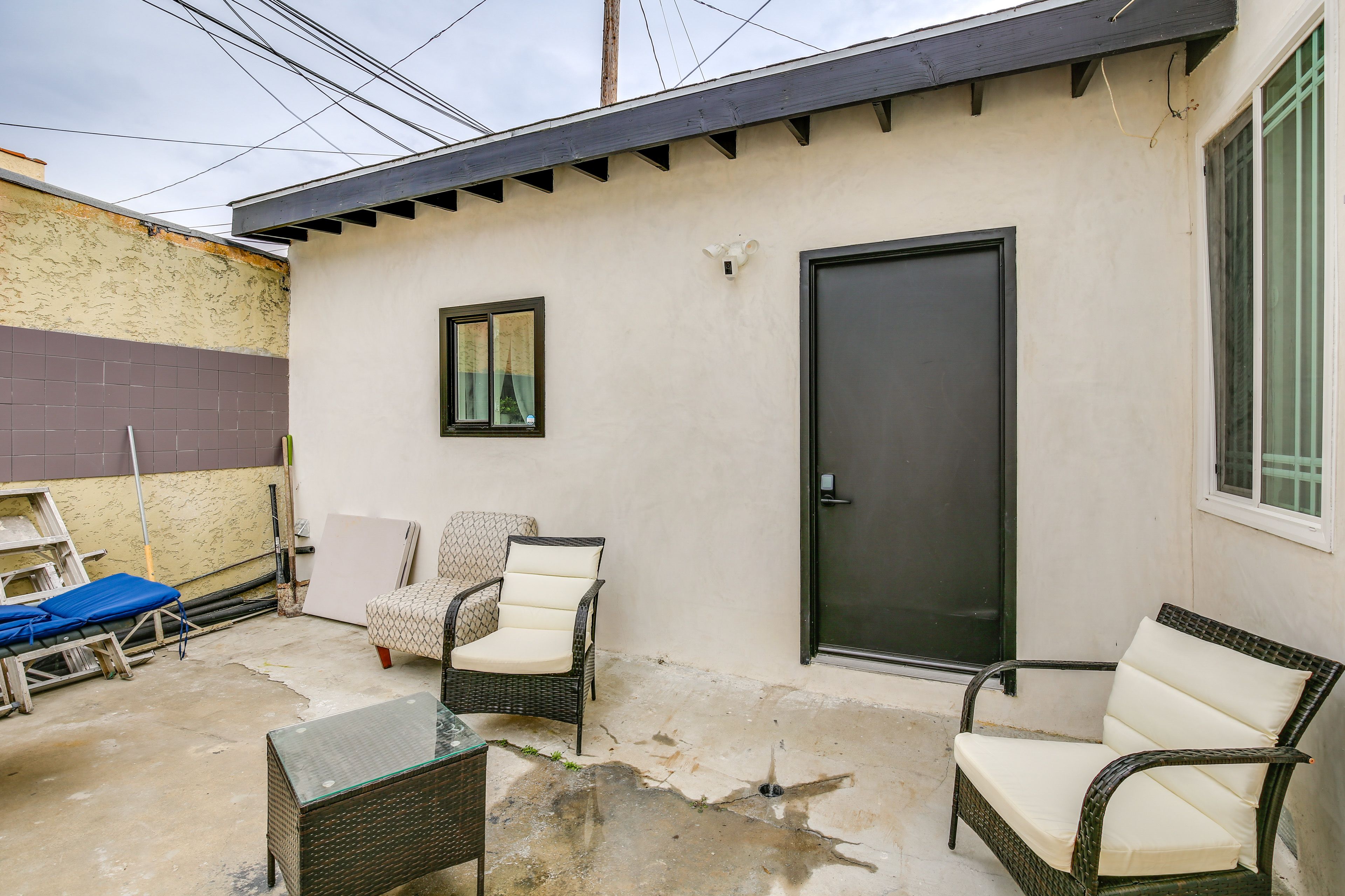 Private Patio | Outdoor Seating | Gas Grill