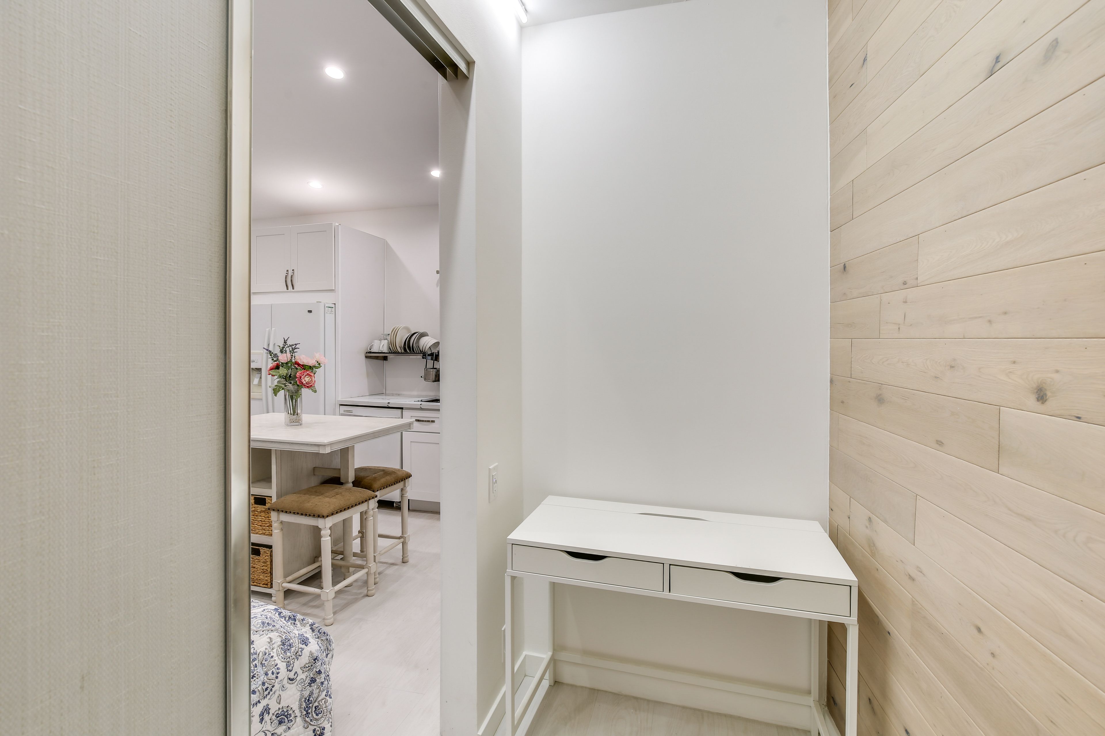 Walk-In Closet | Workspace