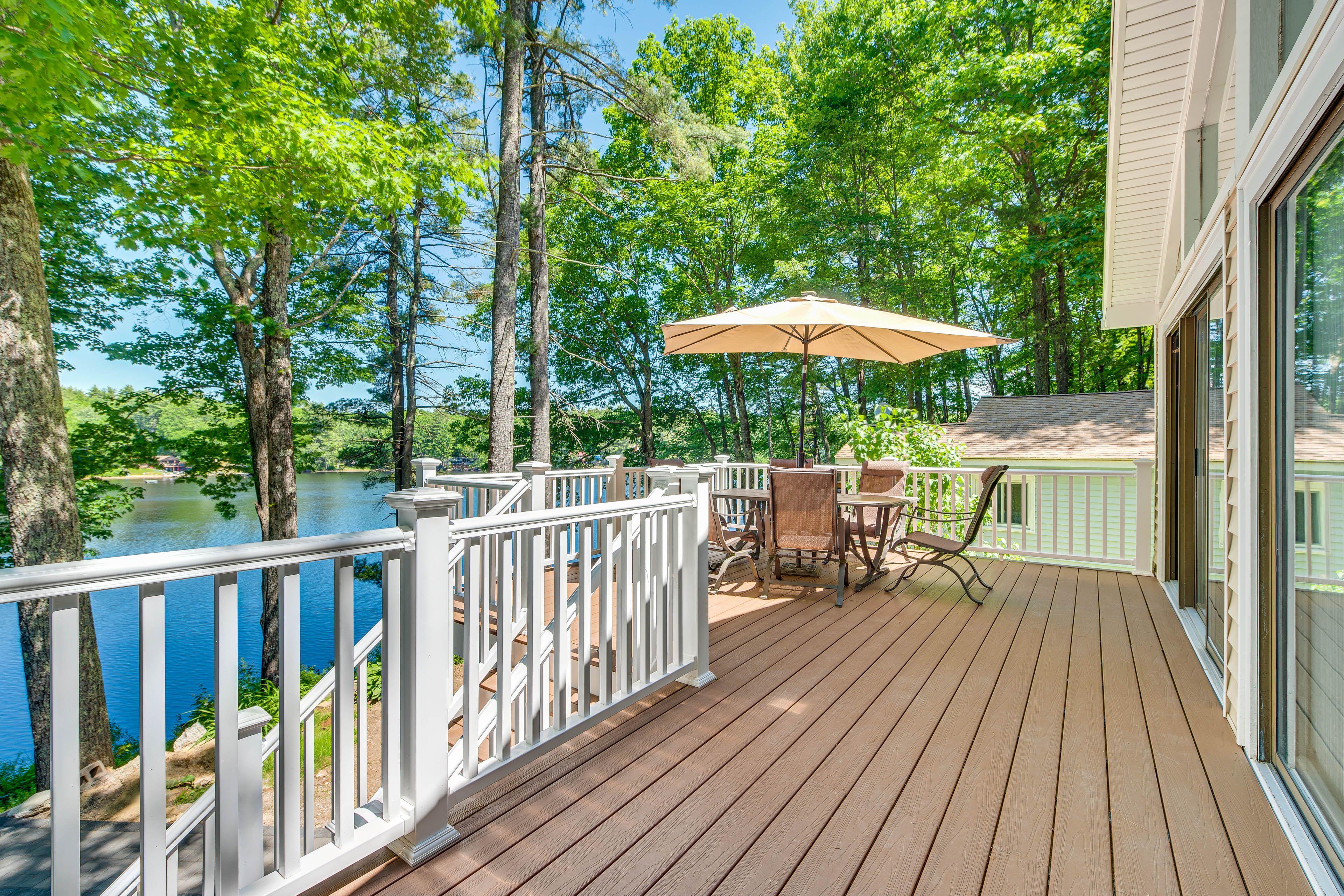 Private Deck | Outdoor Dining