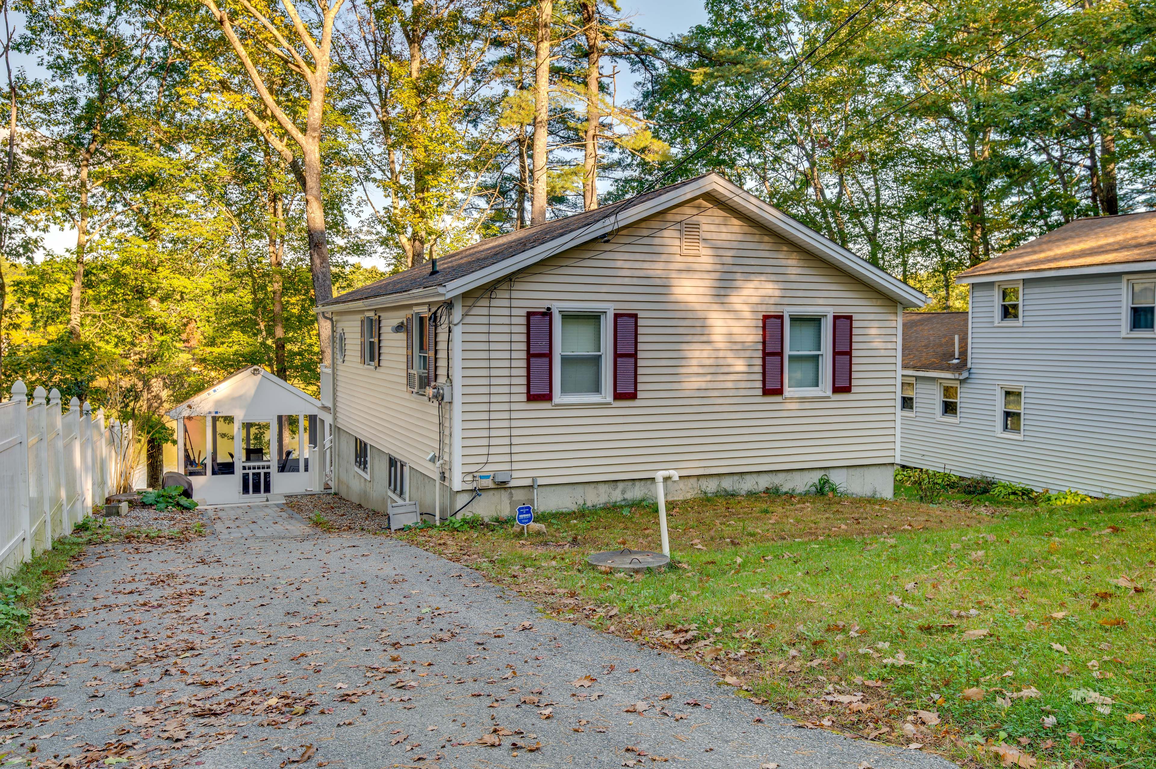 Parking | Driveway (2 Vehicles)