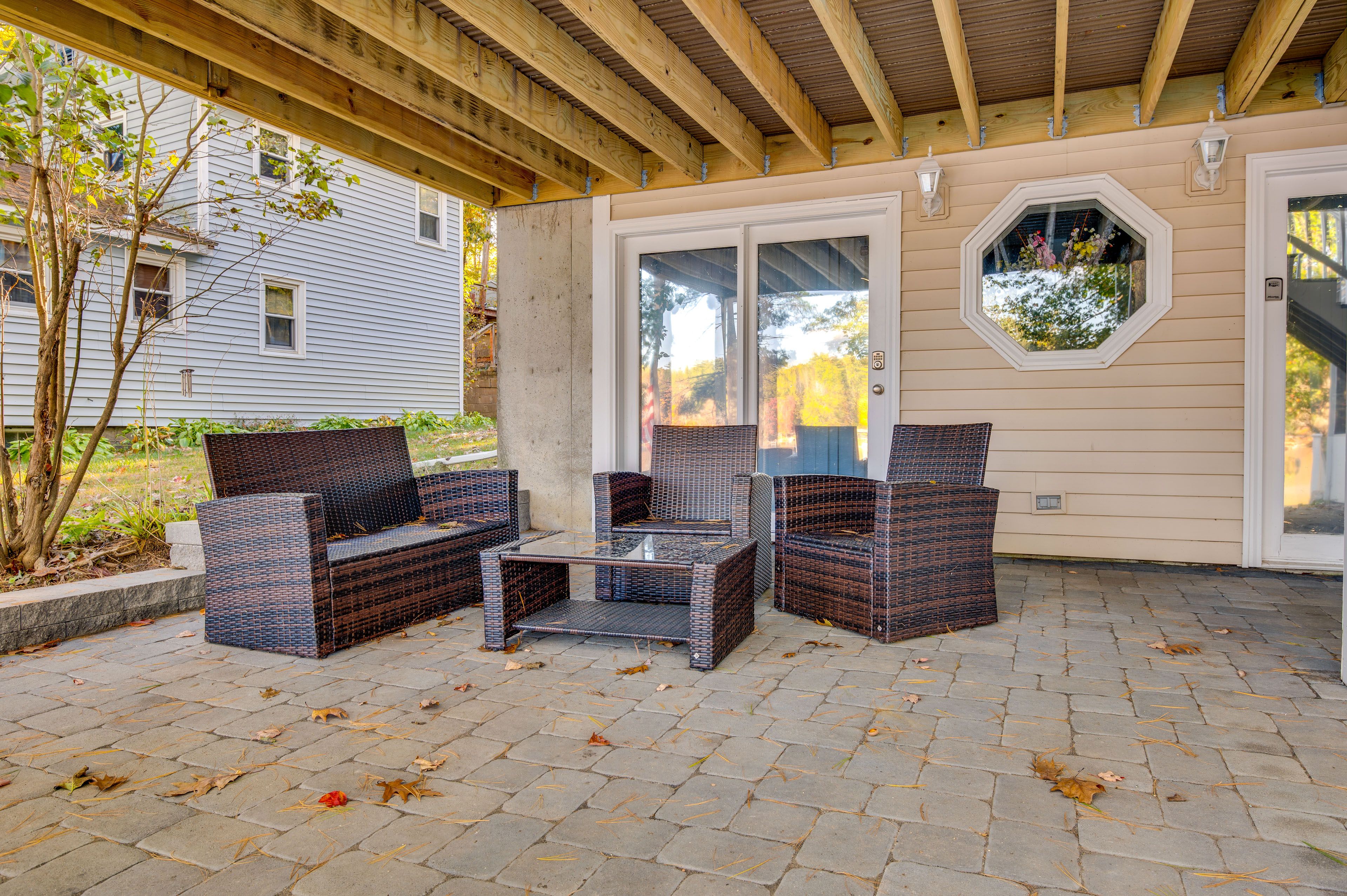 Patio | Lounge Chairs