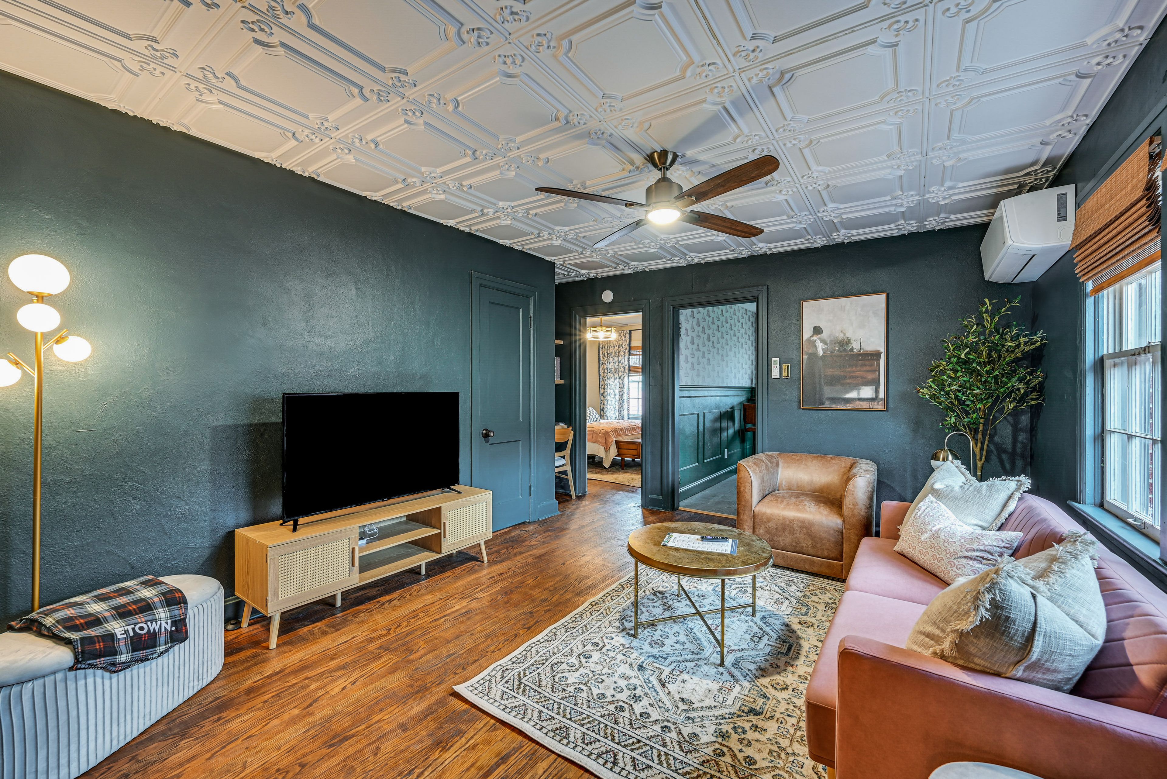 Living Room | Full Sleeper Sofa | Smart TV | Board Games