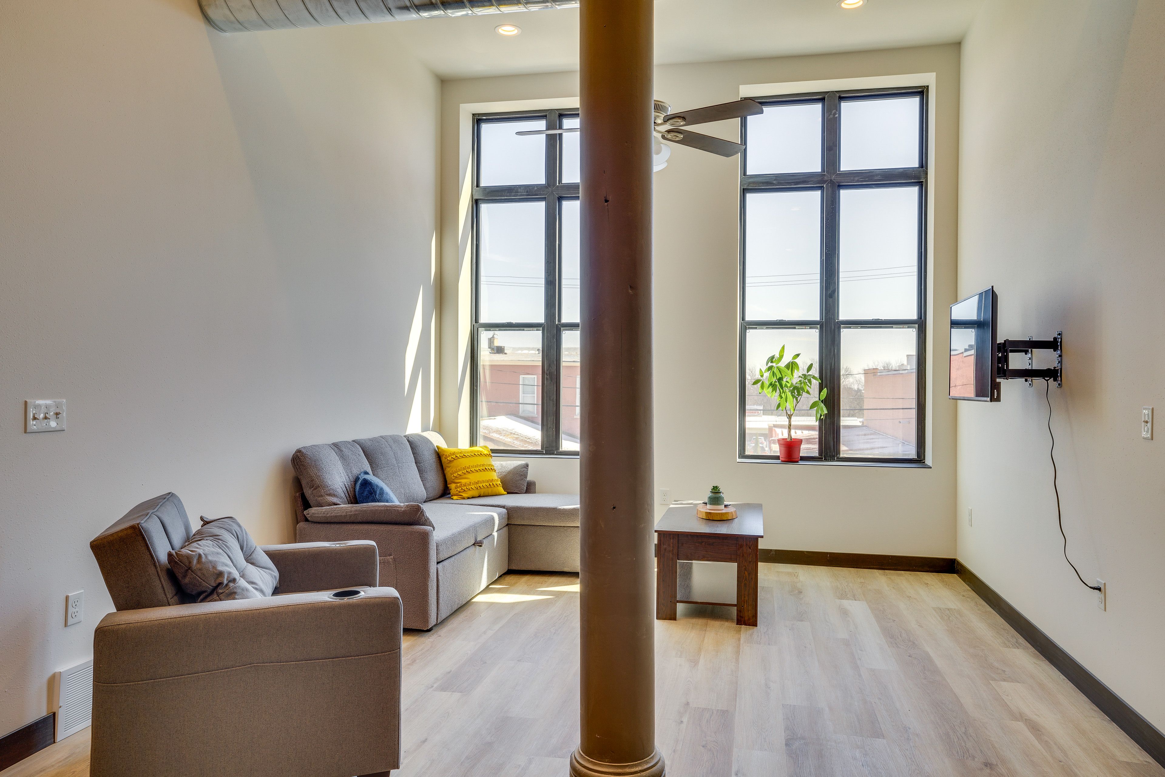 Living Room | Full Sleeper Sofa | Twin Sleeper Sofa | Flat-Screen TV
