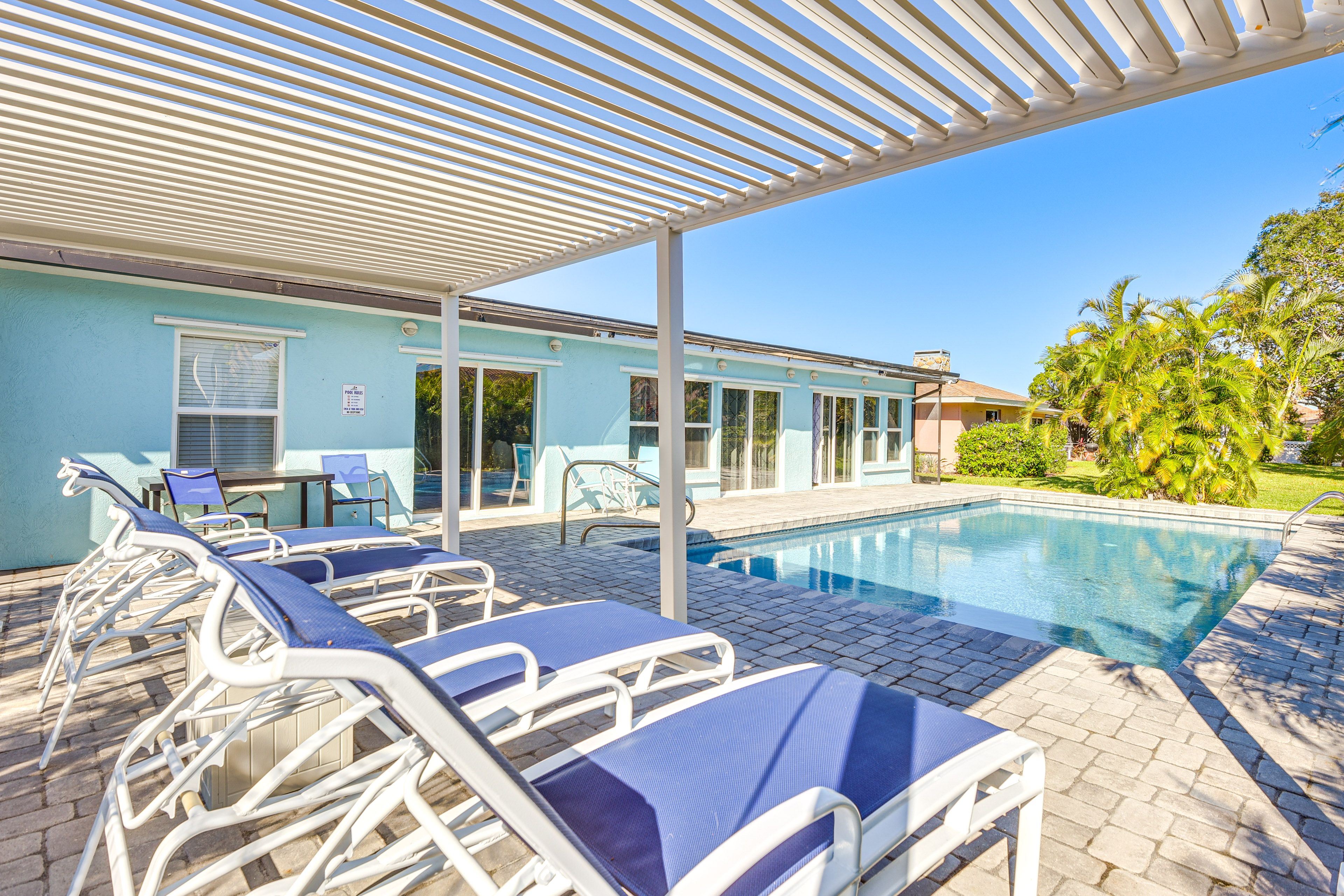 Private Lanai | Heated Pool | Gas Grill | Loungers