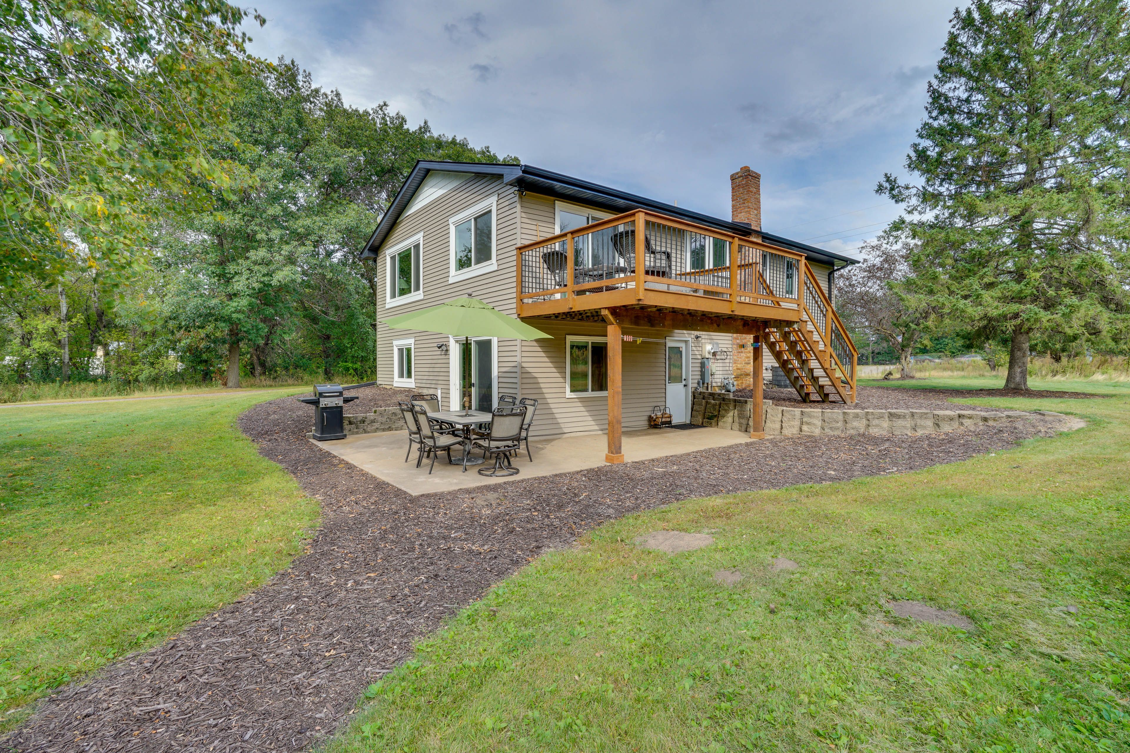 Patio | Grill | Outdoor Dining