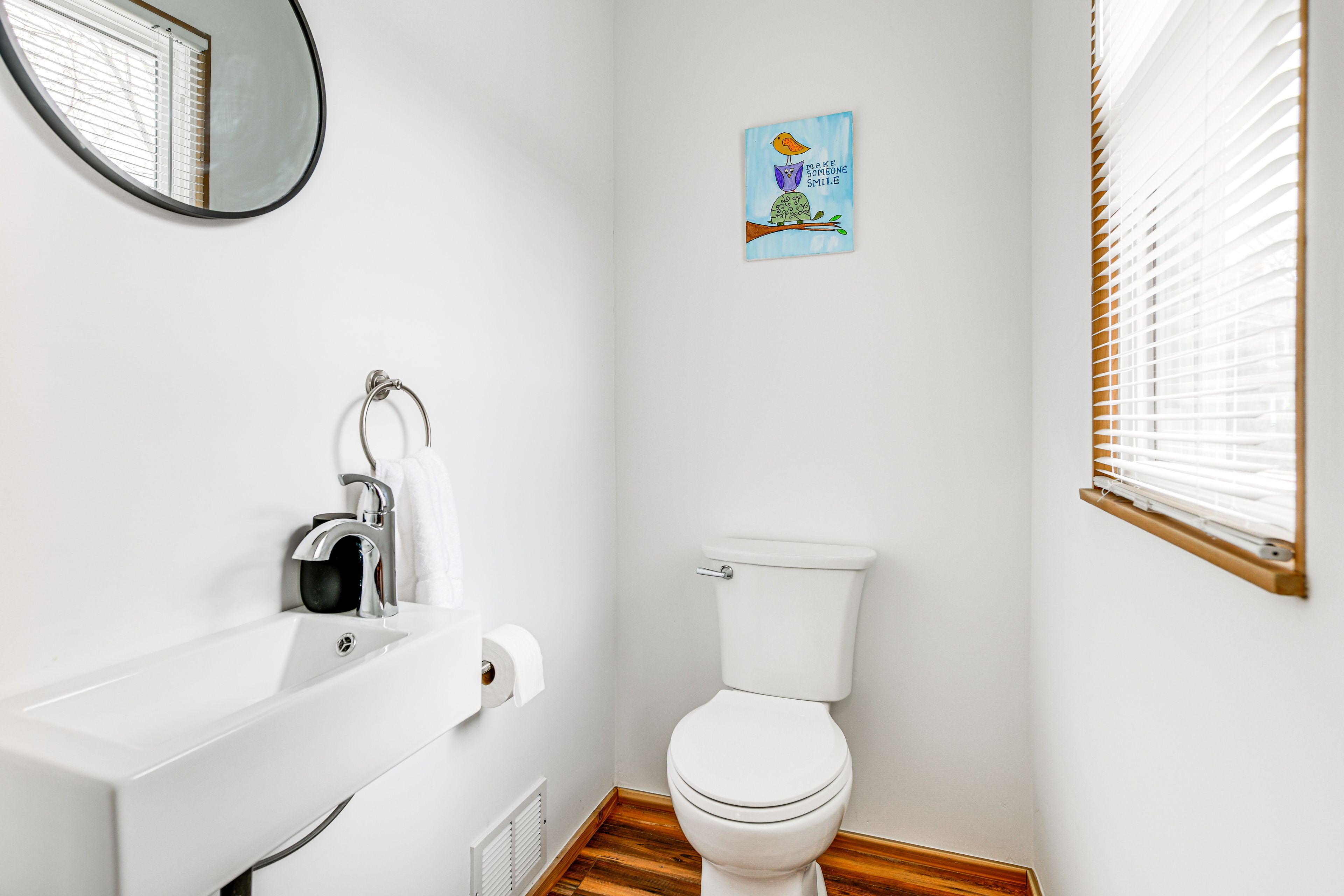 Half Bathroom | 1st Floor