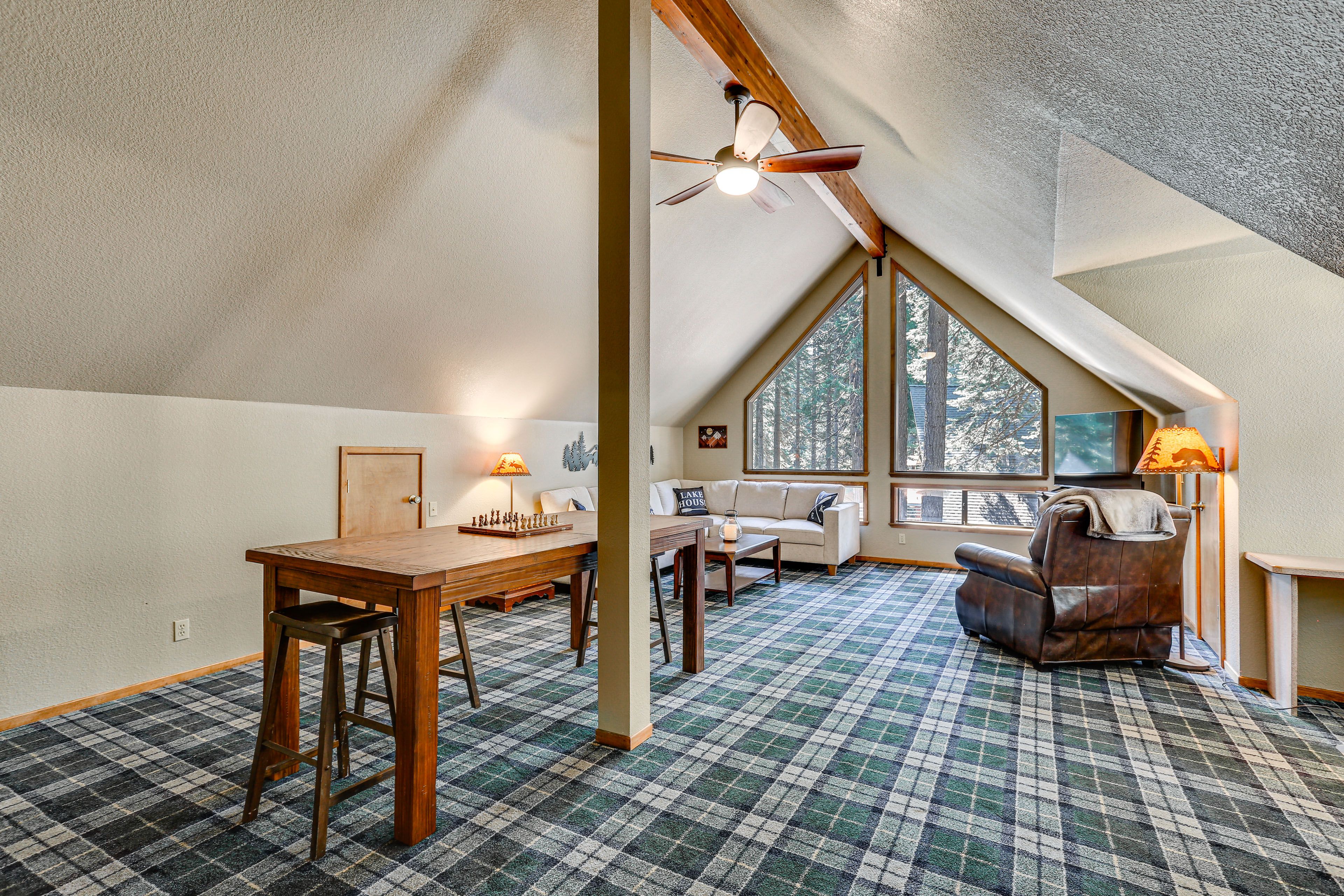 Bedroom 3 | Upper Level | Smart TV | Queen Sleeper Sofa | Twin/Full Bunk Bed