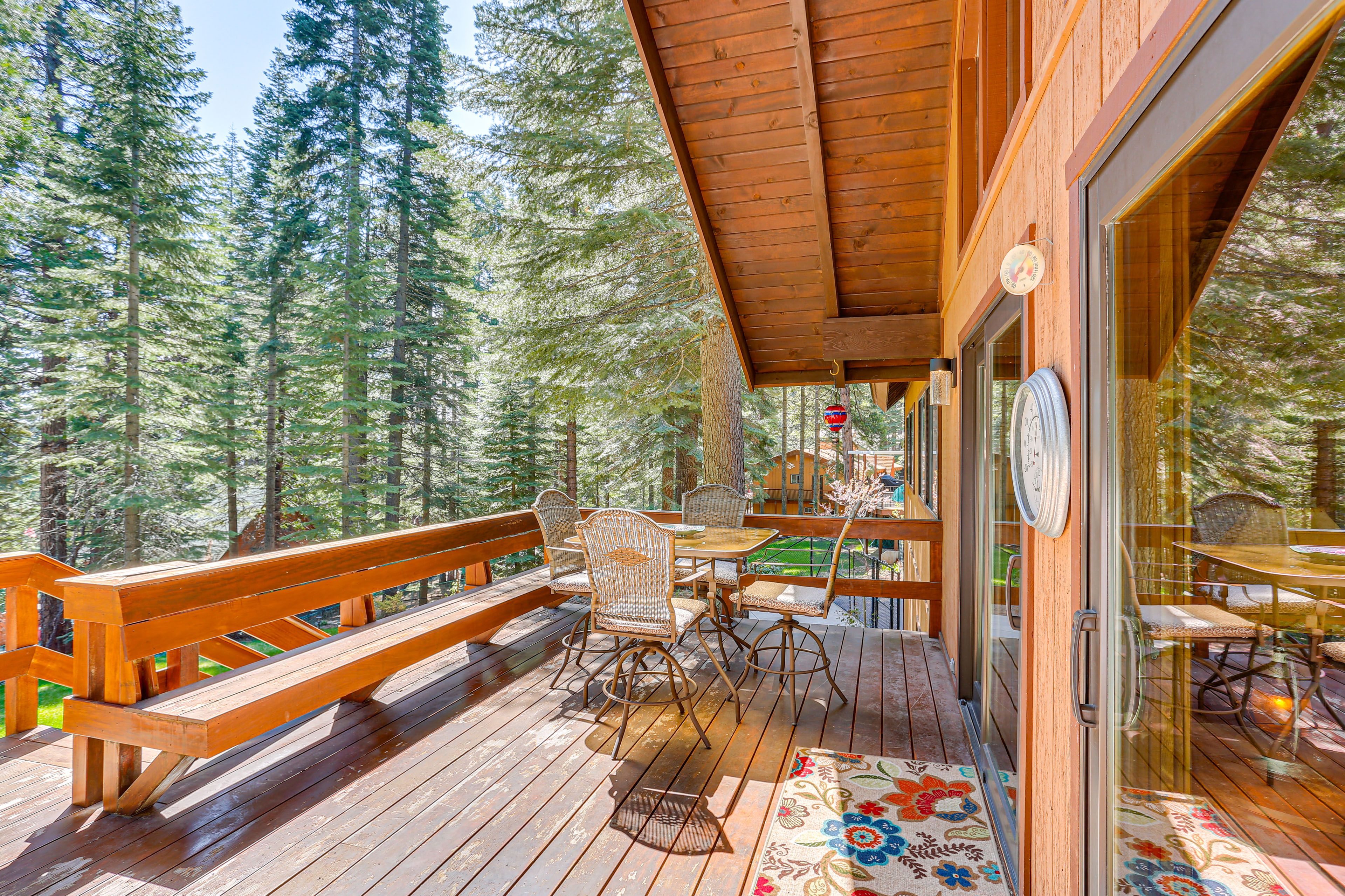 Deck | Outdoor Dining Area | Mountain View