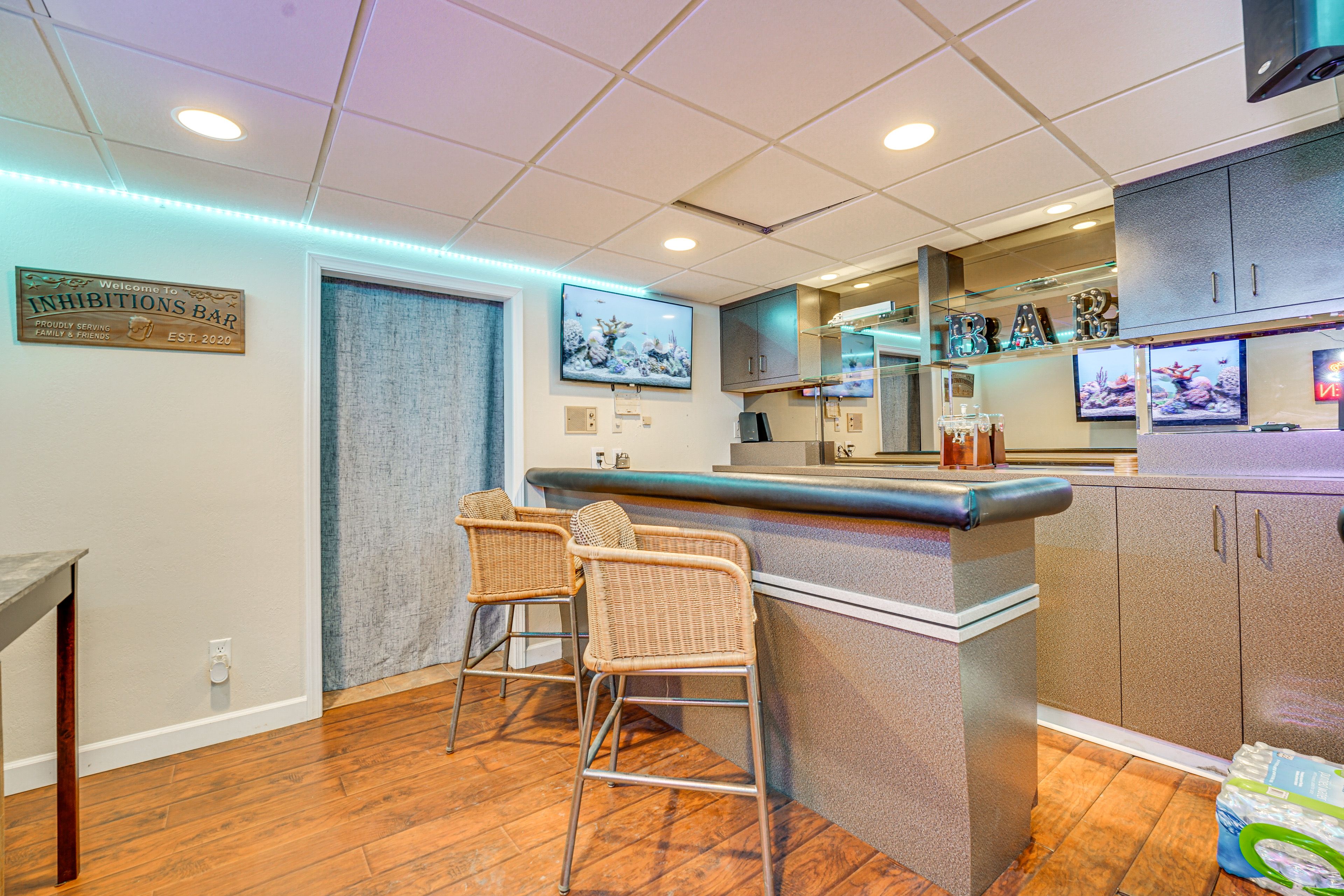 Wet Bar | Lower Level