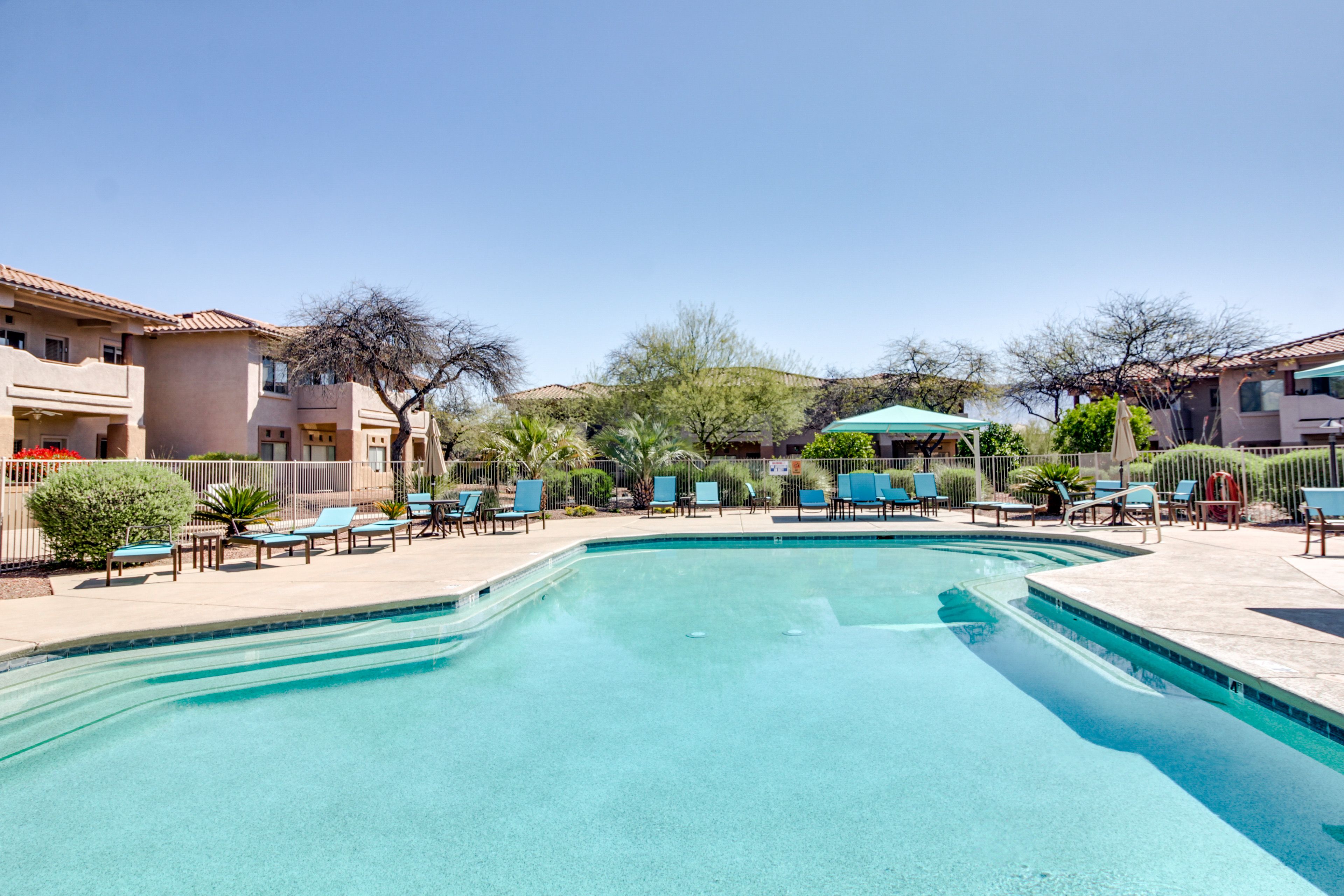 Vistoso Resort Casitas | Community Pool & Hot Tub