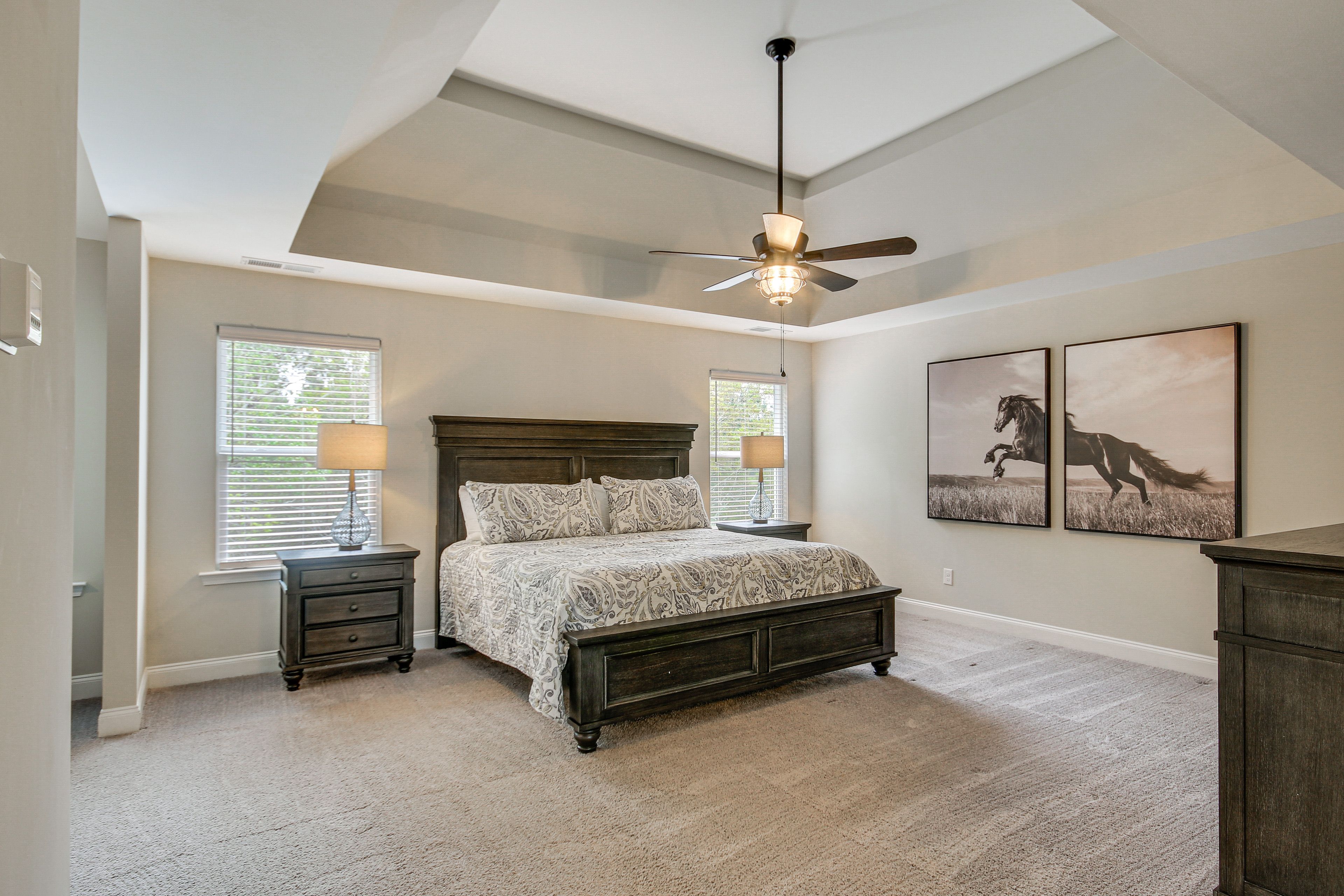 Bedroom 2 | King Bed | 2nd Floor | Smart TV | Sitting Area | En-Suite Bathroom