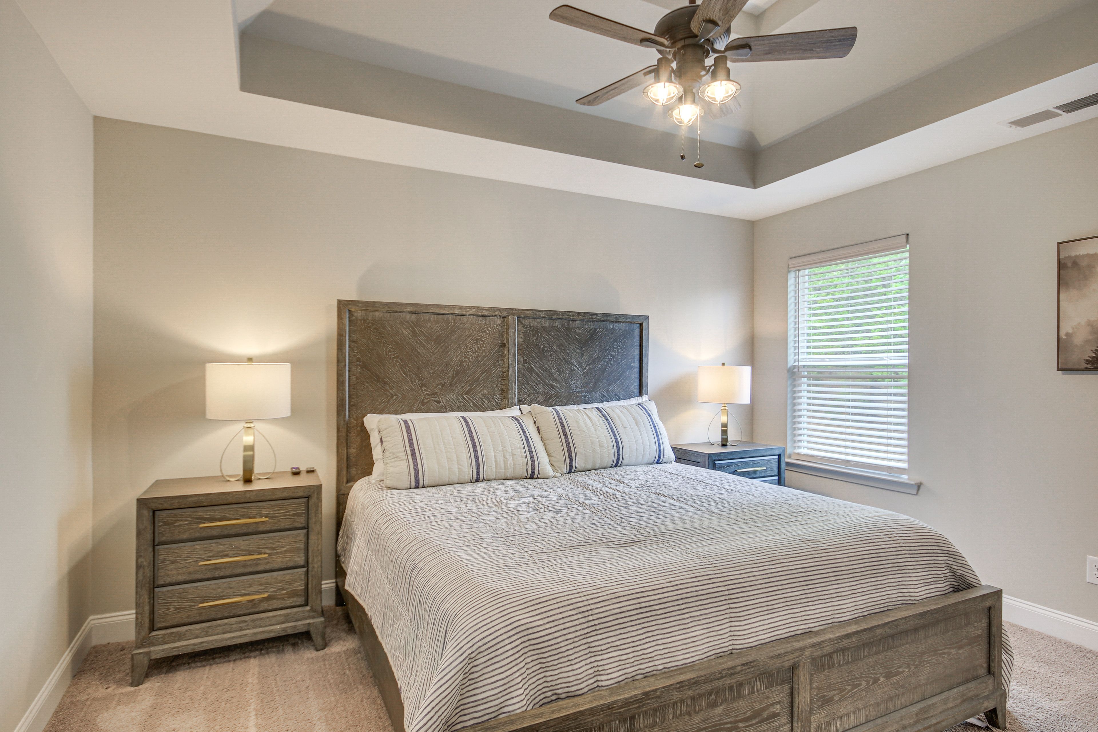 Bedroom 3 | King Bed | 2nd Floor | Smart TV