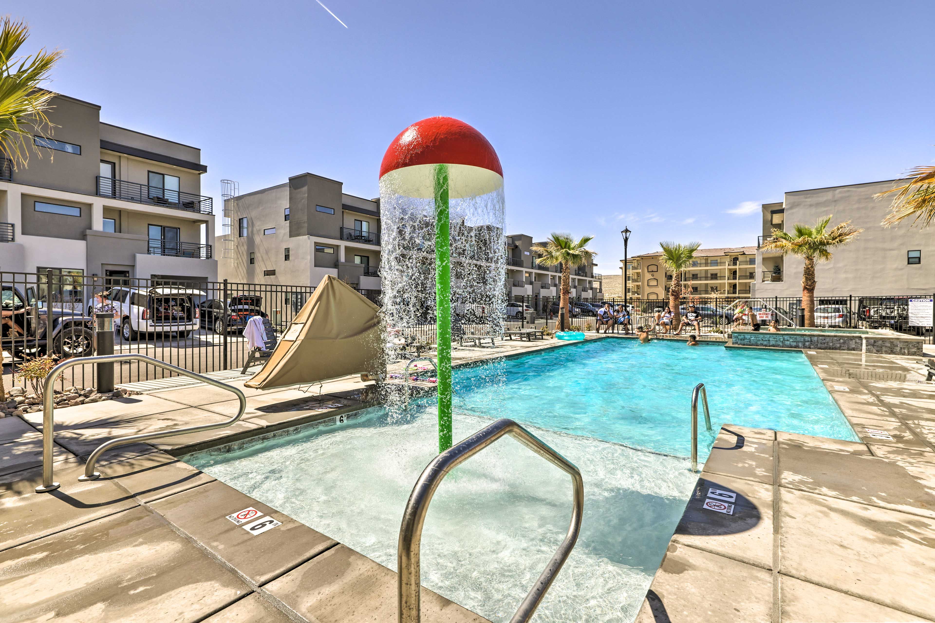 The Vue at Green Valley | Community Amenities | Pool & Spa