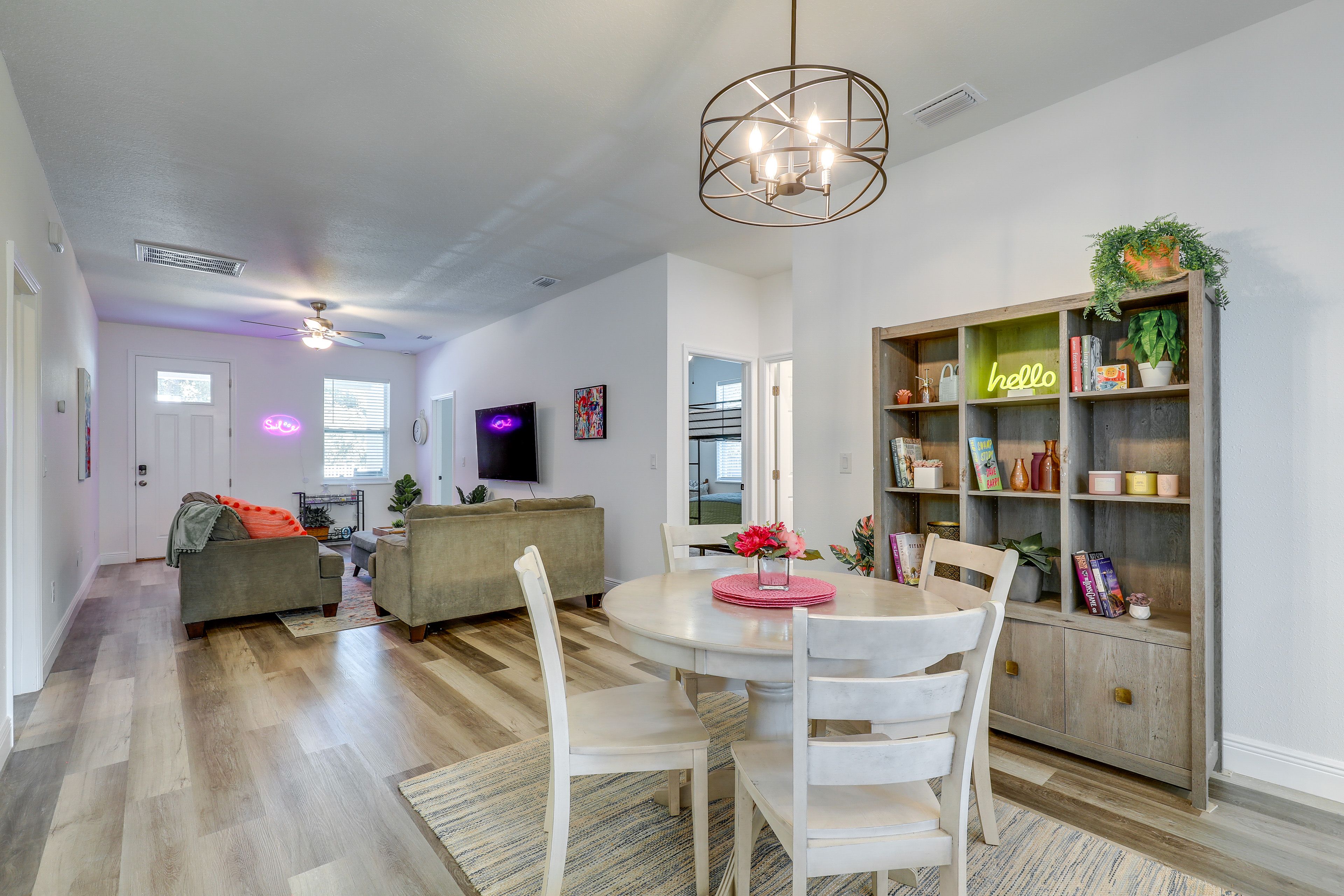 Dining Room | Dishware & Flatware