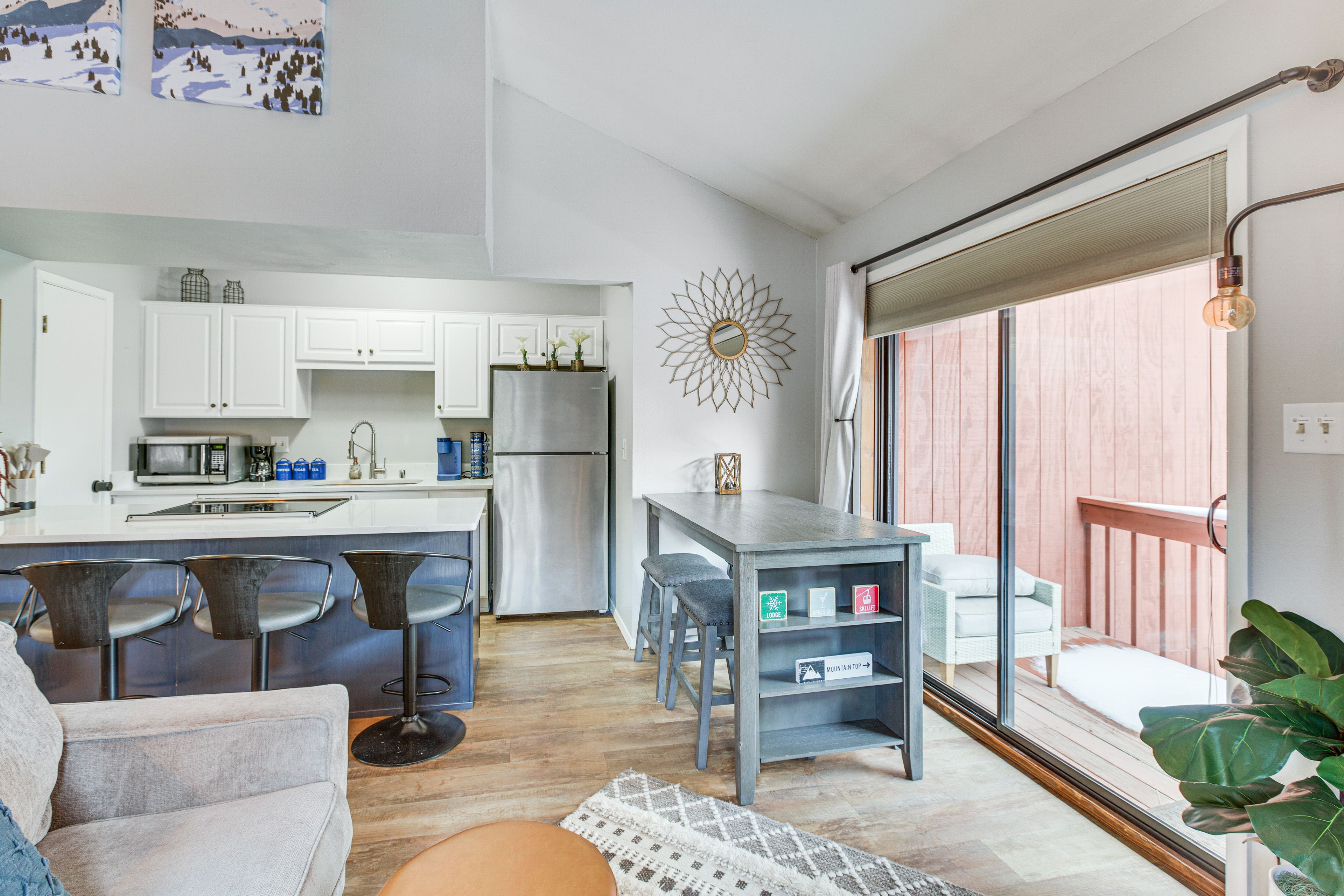 Kitchen | Drip & Keurig Coffee Makers