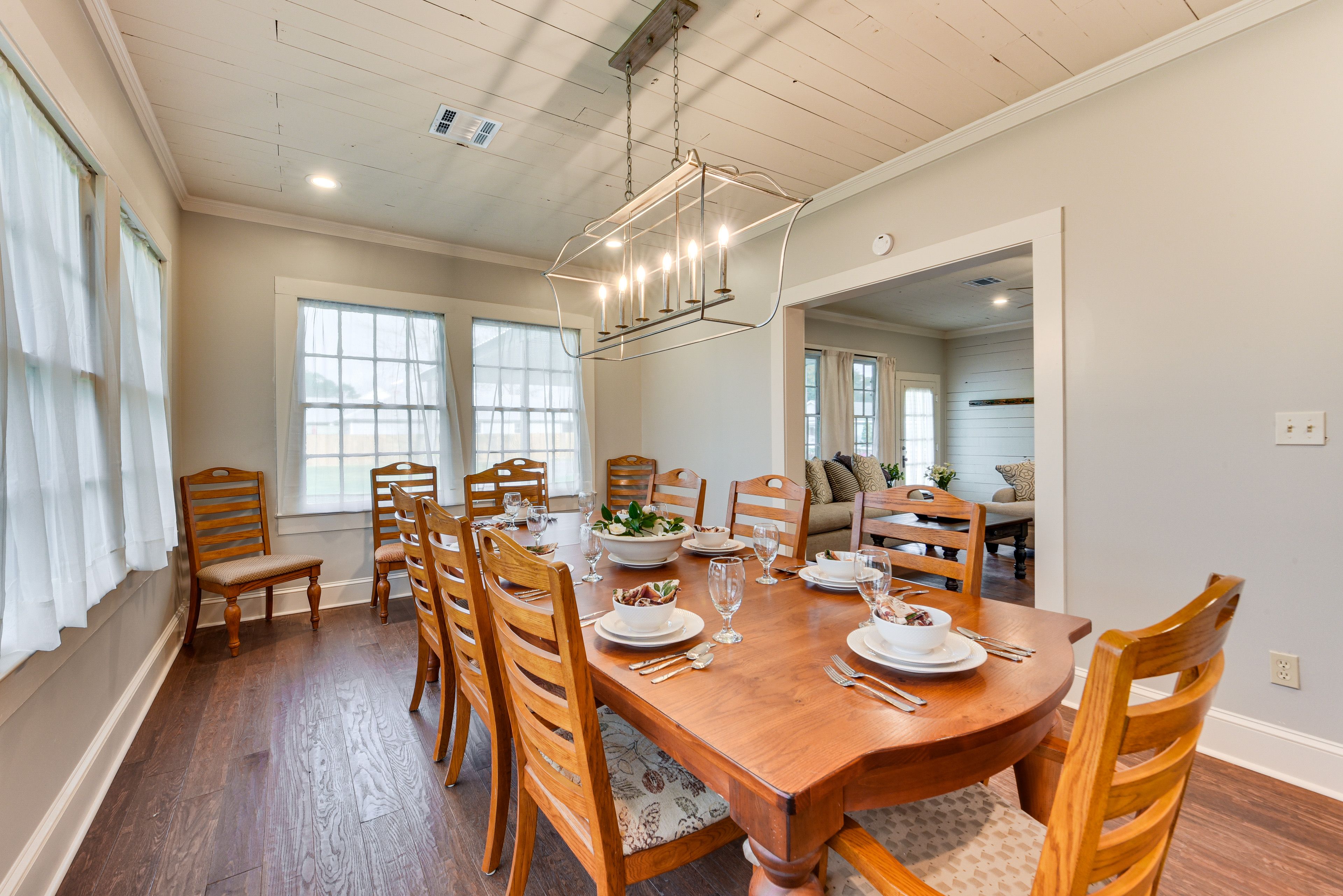 Dining Area | 1st Floor