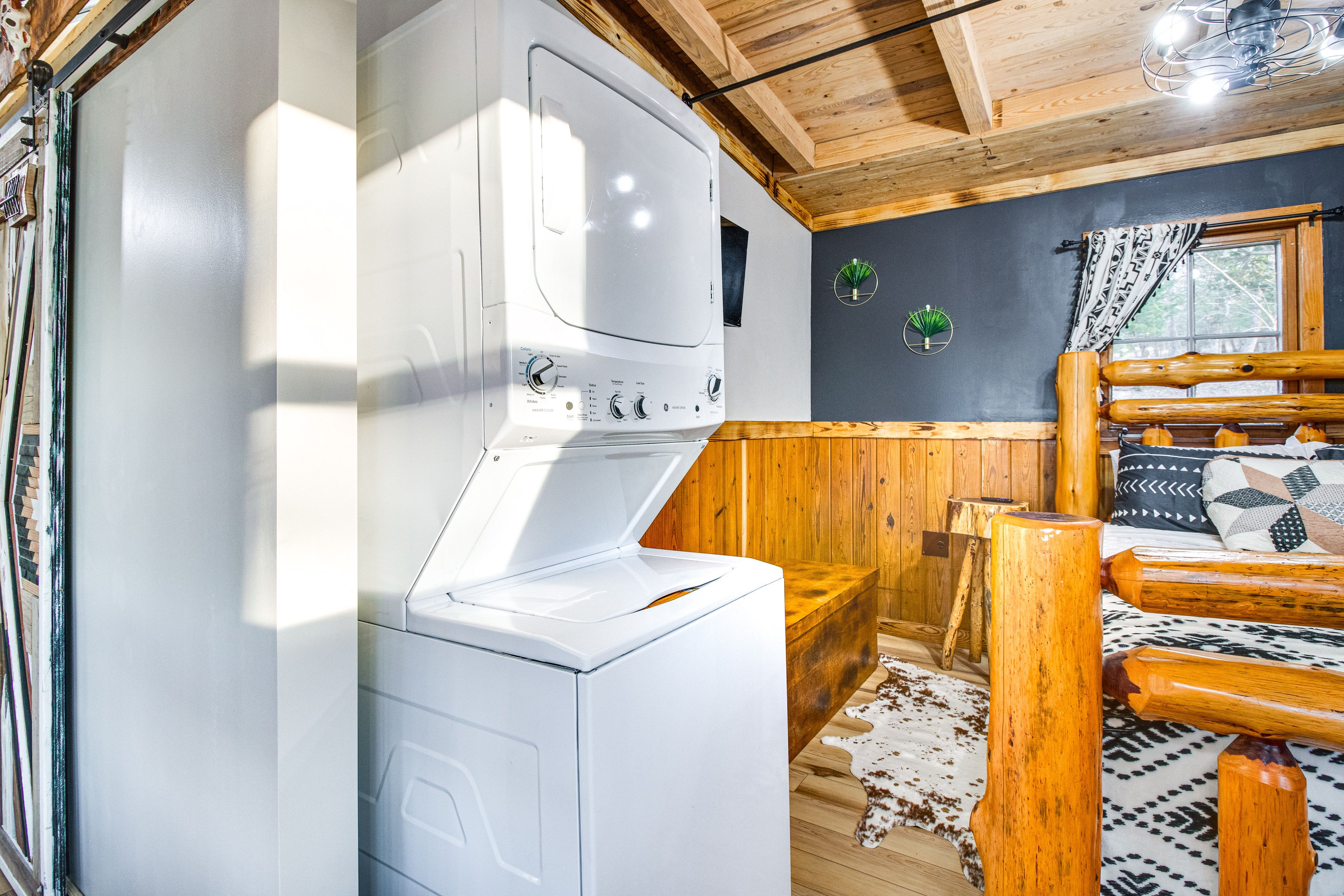 Laundry Area | Washer/Dryer | Laundry Detergent