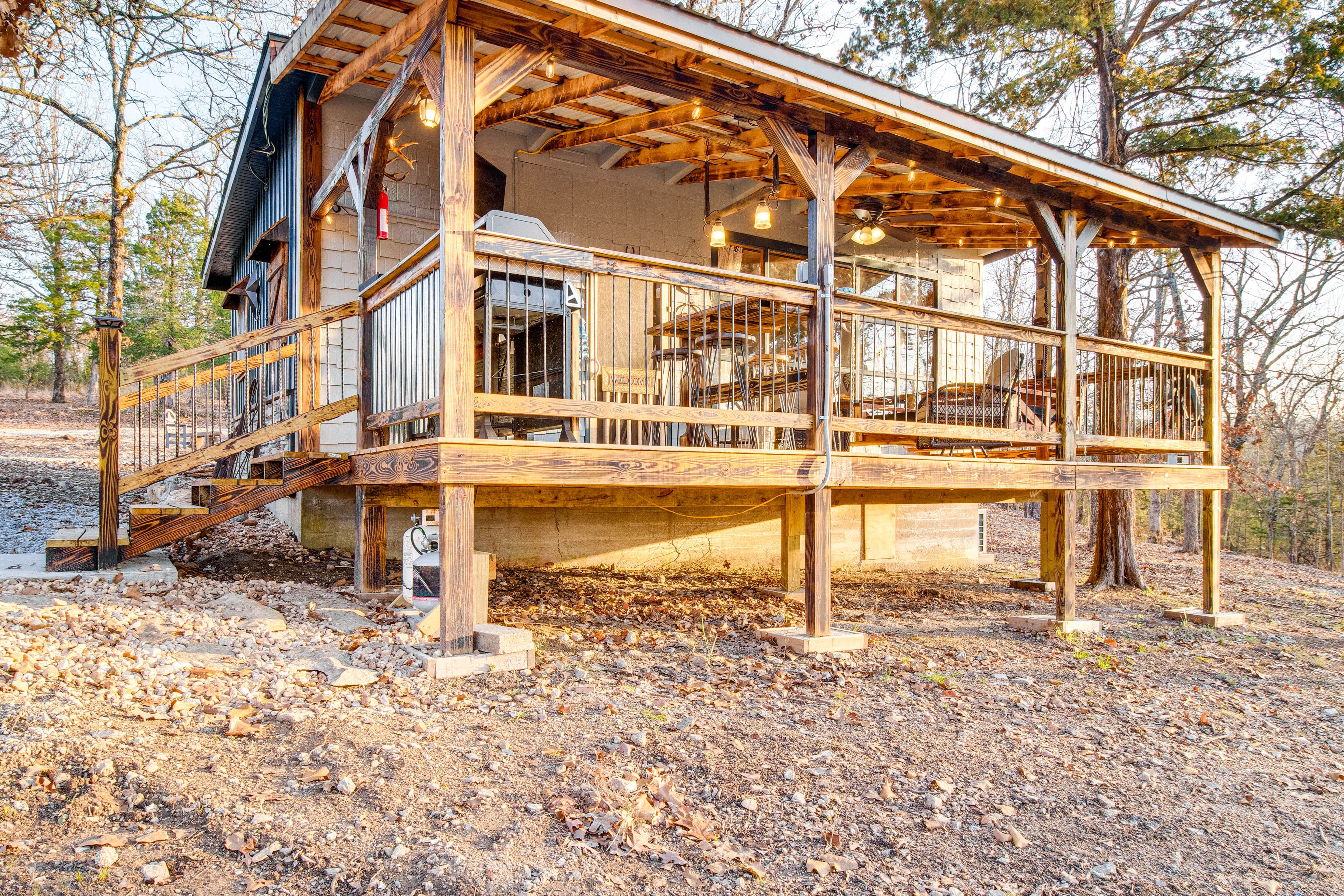 Private Yard | Fire Pit