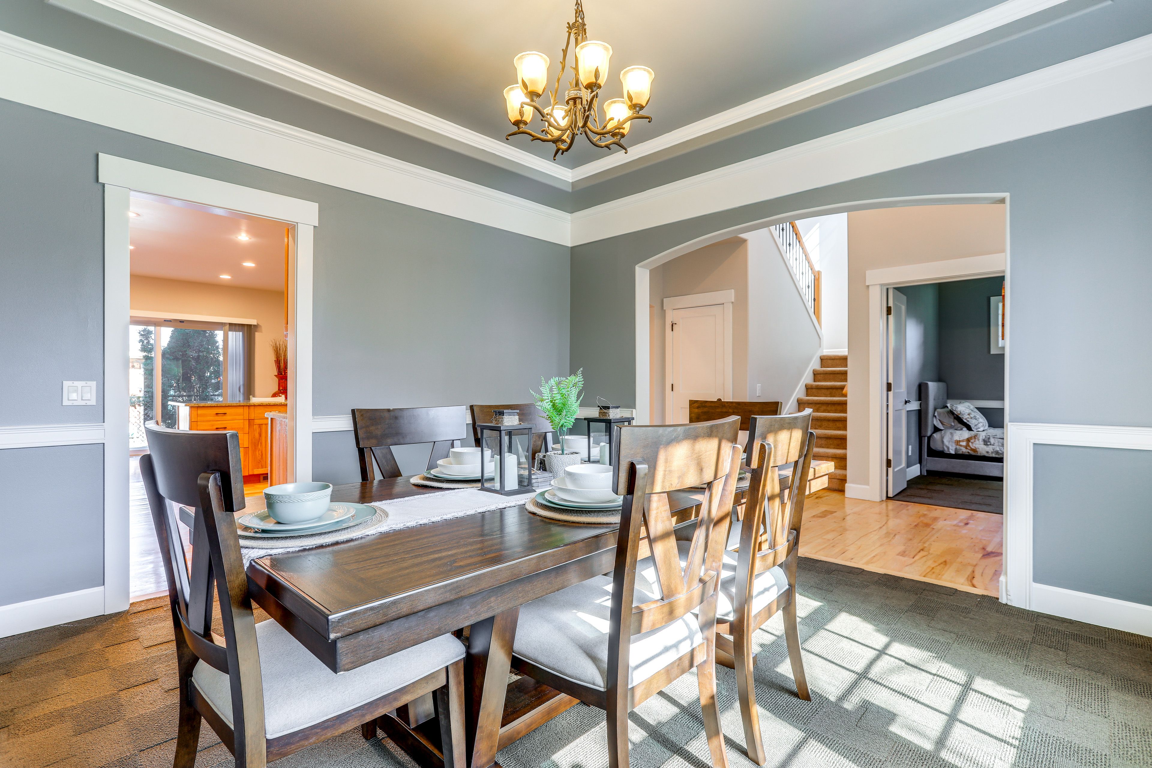 Dining Room | 1st Floor | Dining Table | Dishware/Flatware