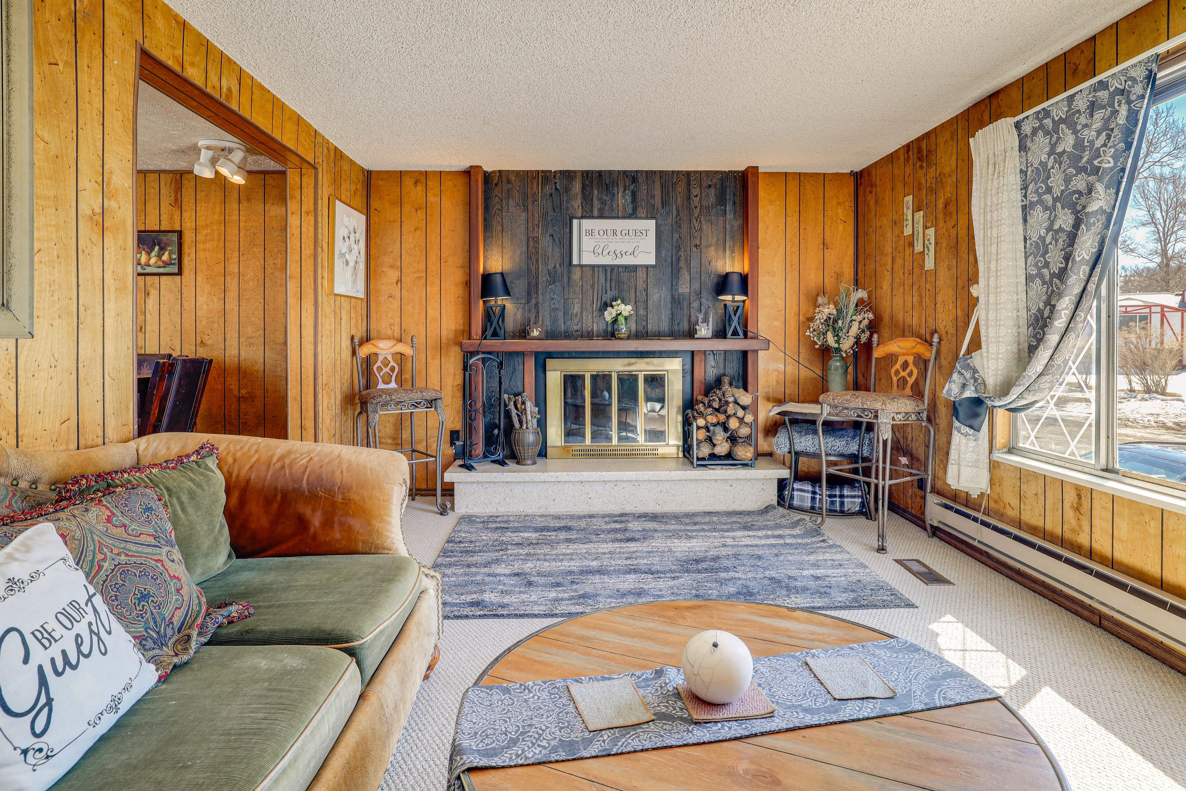 Living Room | Baseboard Heat | Main Level