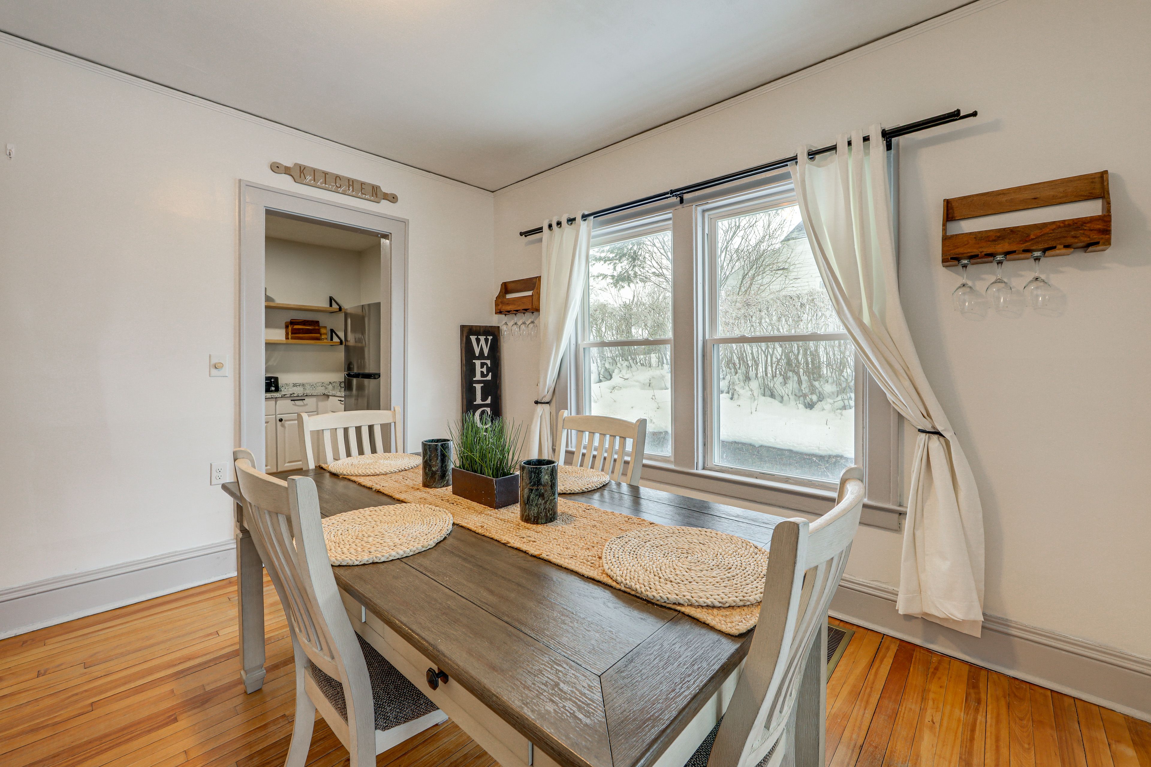 Dining Room | Free WiFi | Central Heating