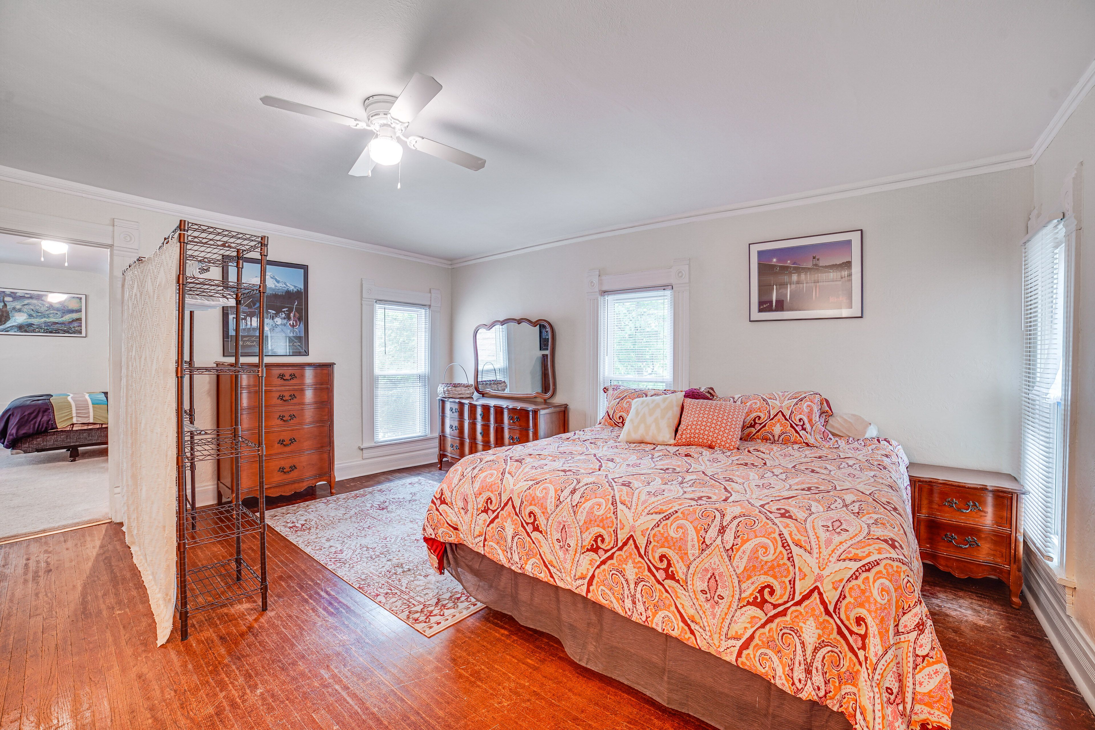 Bedroom 3 | King Bed | 2nd Floor