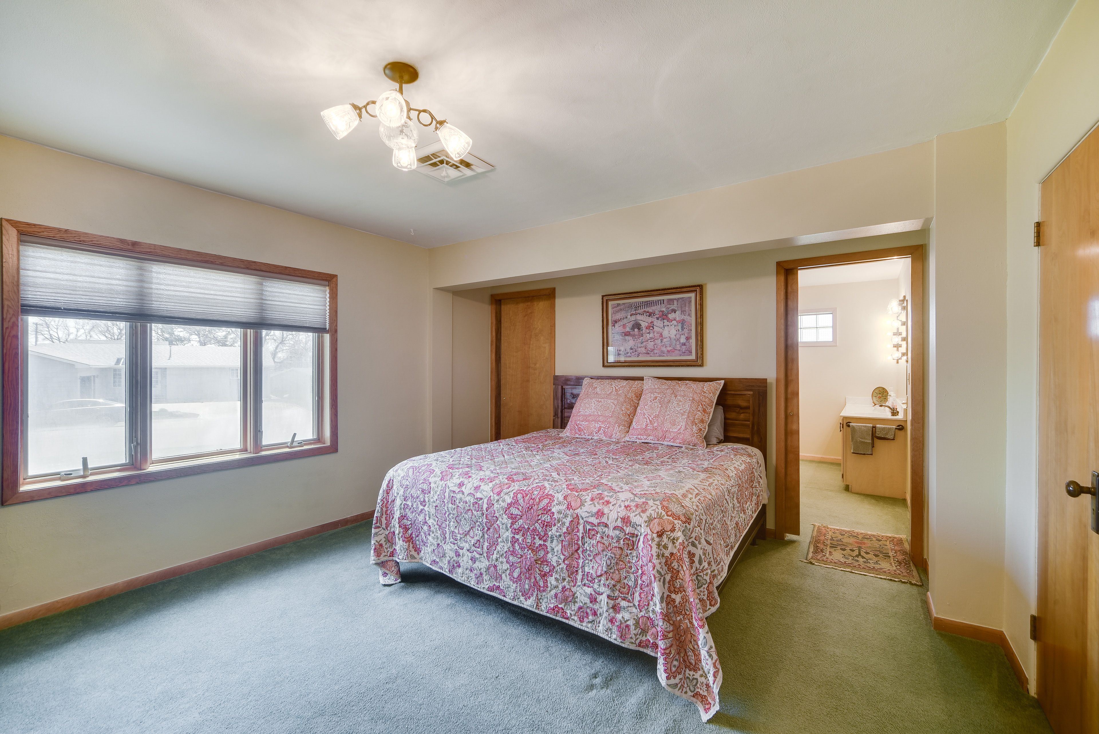 Bedroom 1 | King Bed | Linens Provided