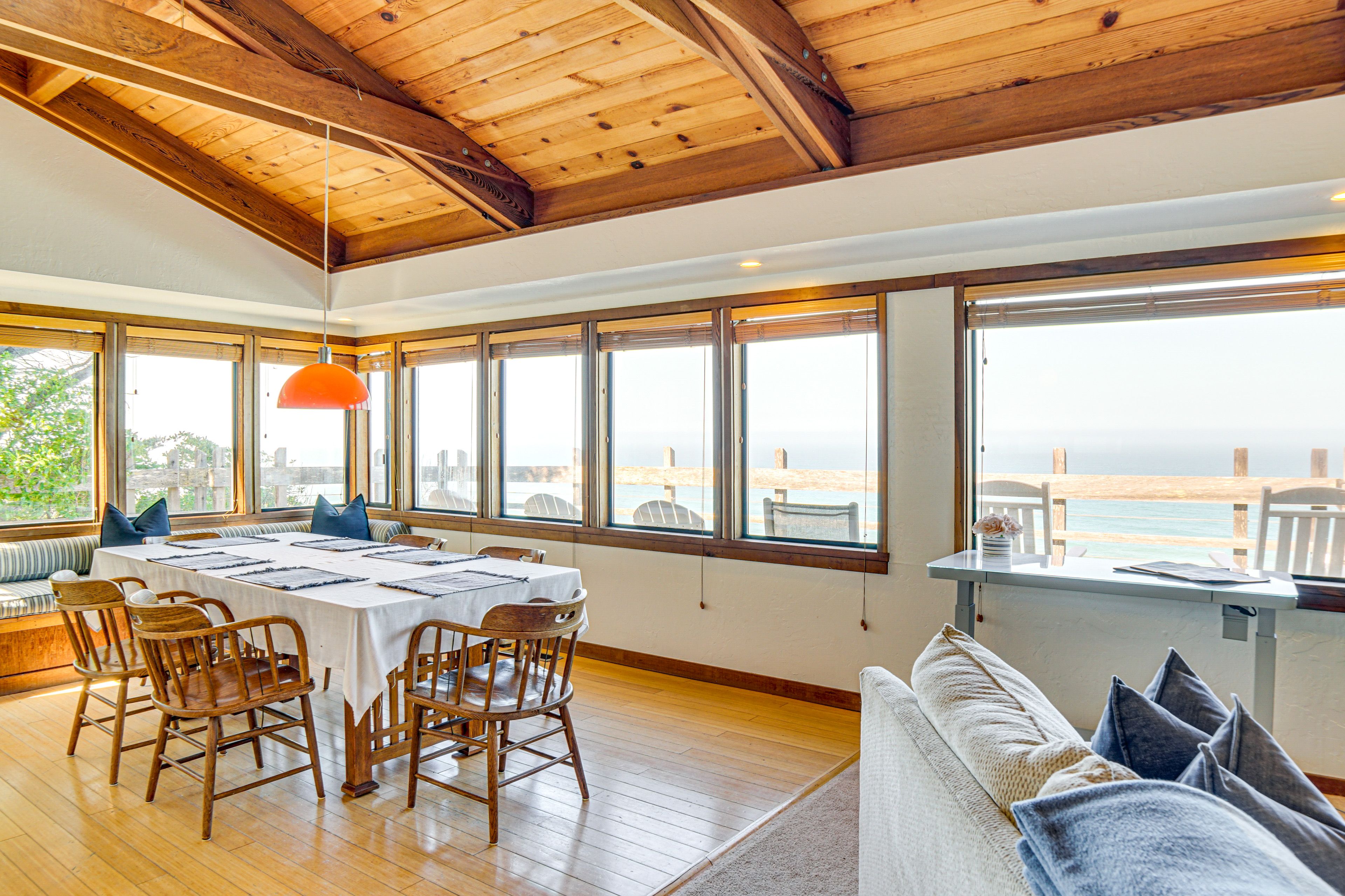 Dining Area | 1st Floor