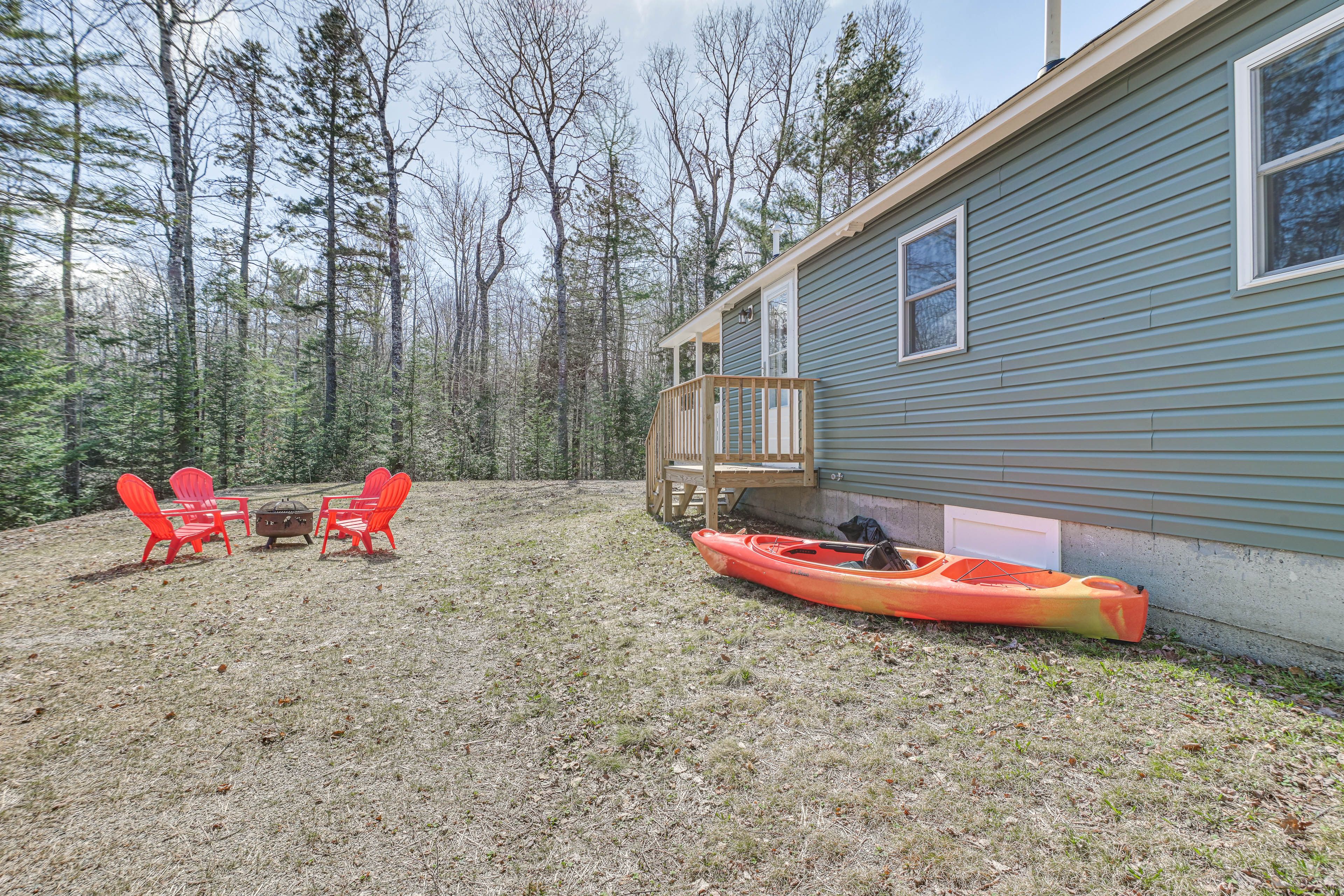 Private Yard | Wood-Burning Fire Pit