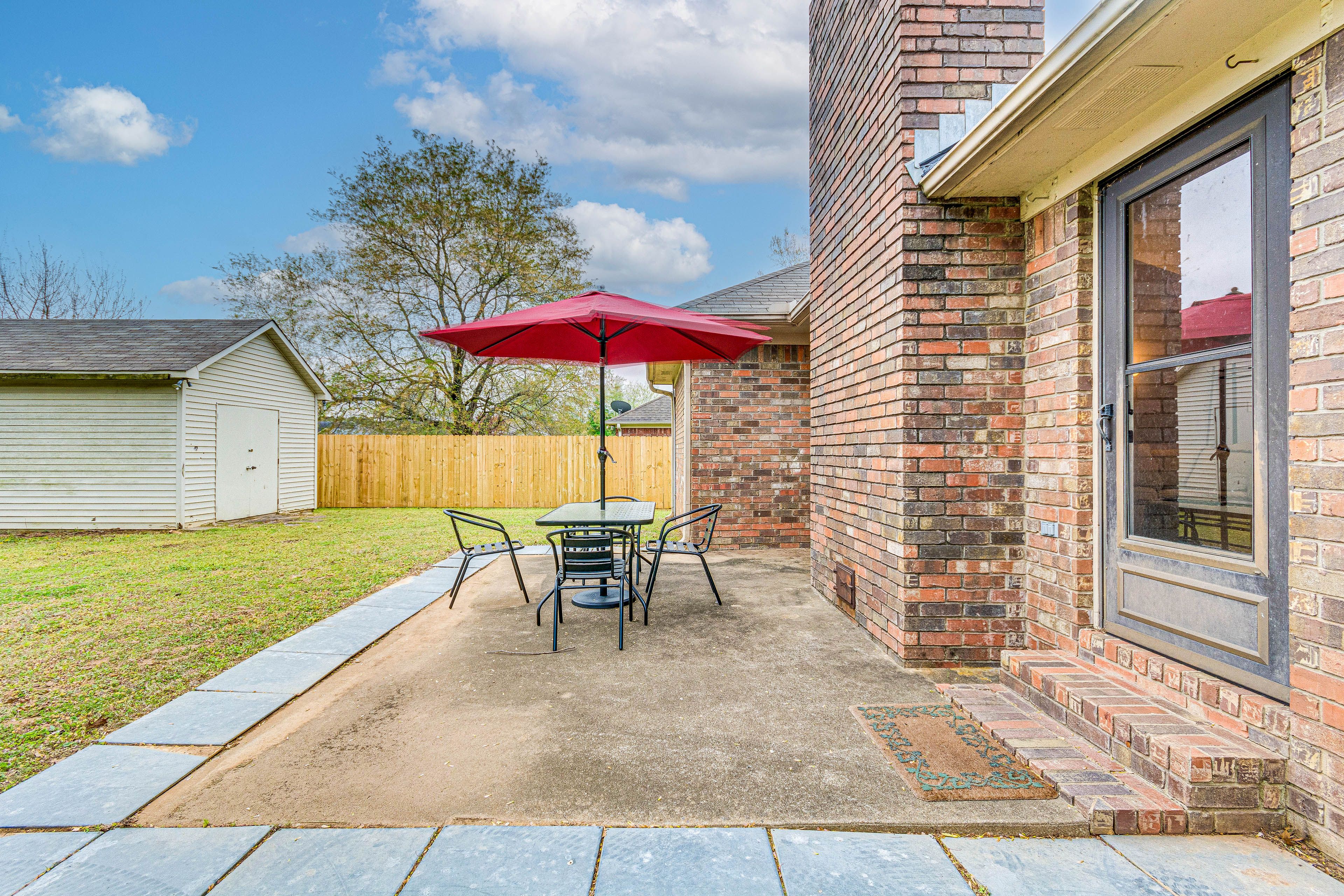 Back Patio | Dining Set