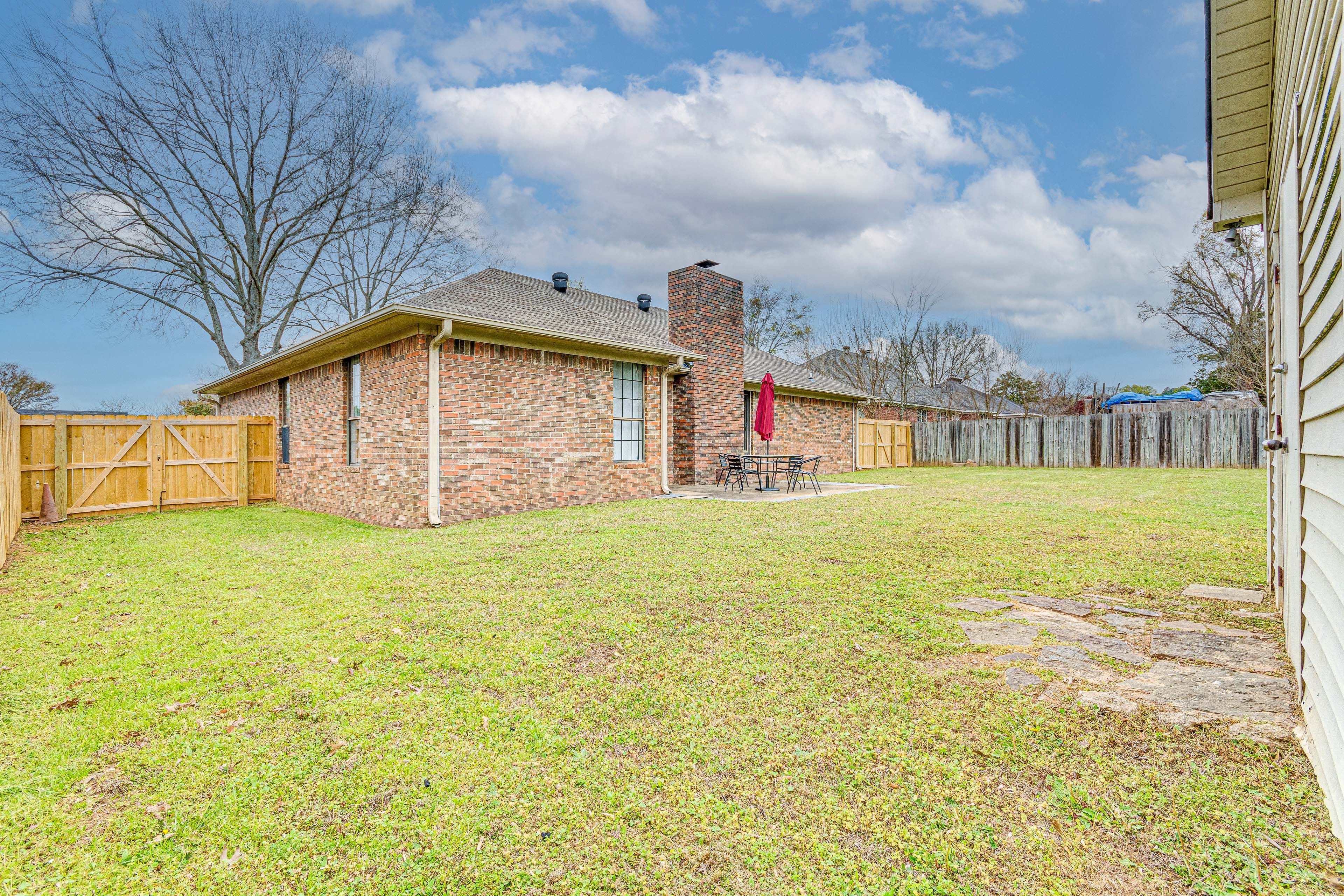 Home Exterior | Fully Fenced Backyard