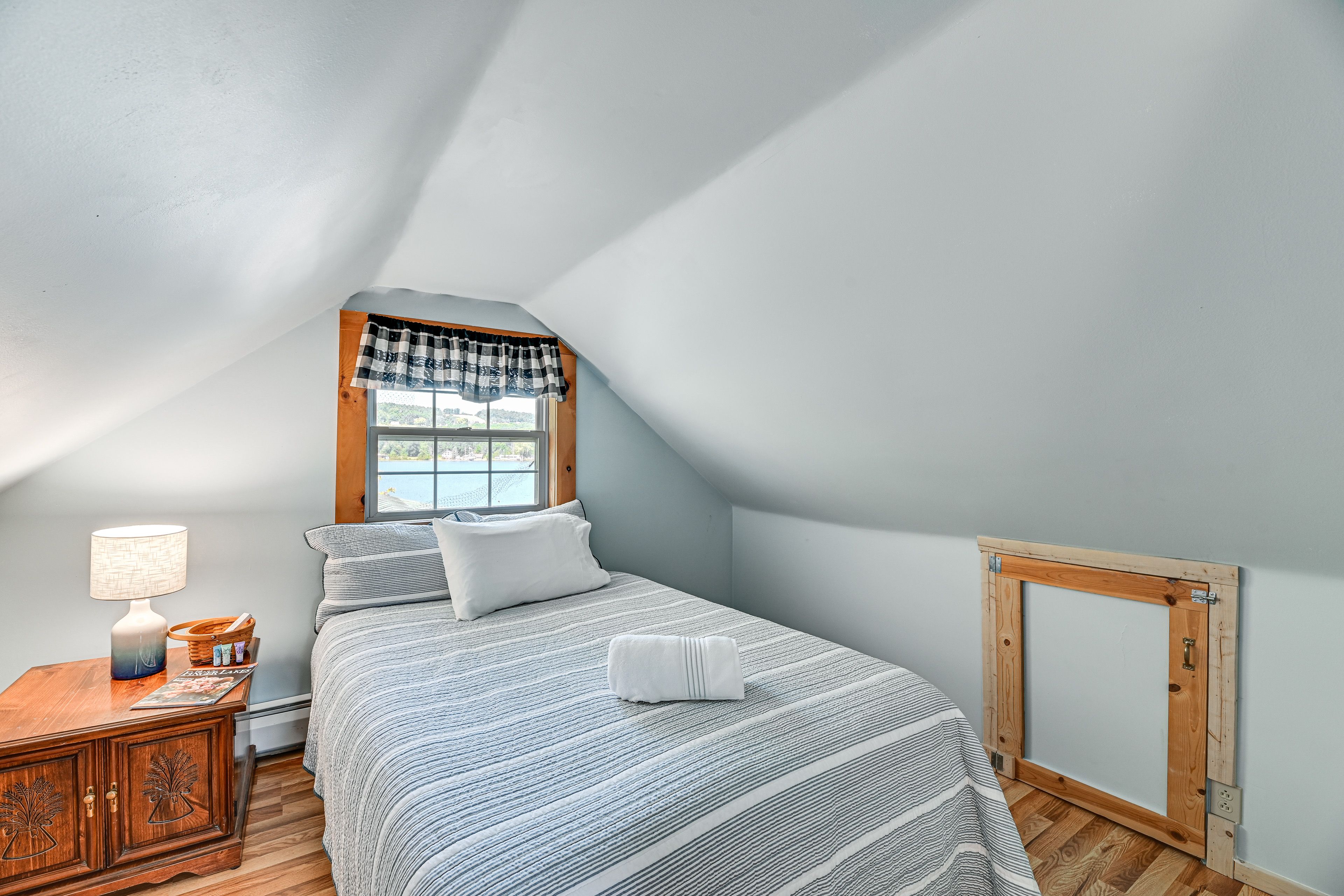 Bedroom 3 | 2 Full Beds | 2nd Floor | Stairs Required