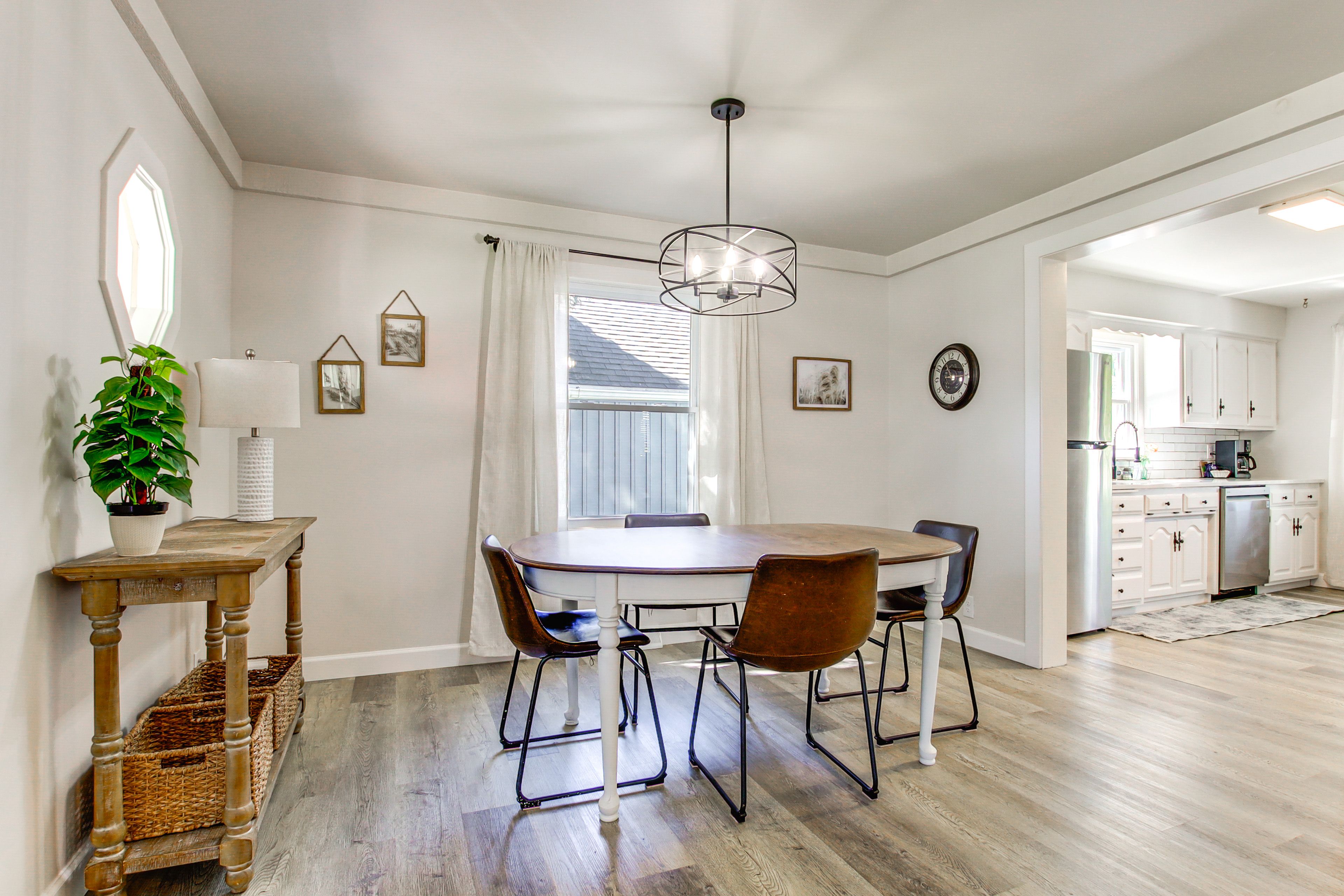 Dining Area | 1st Floor