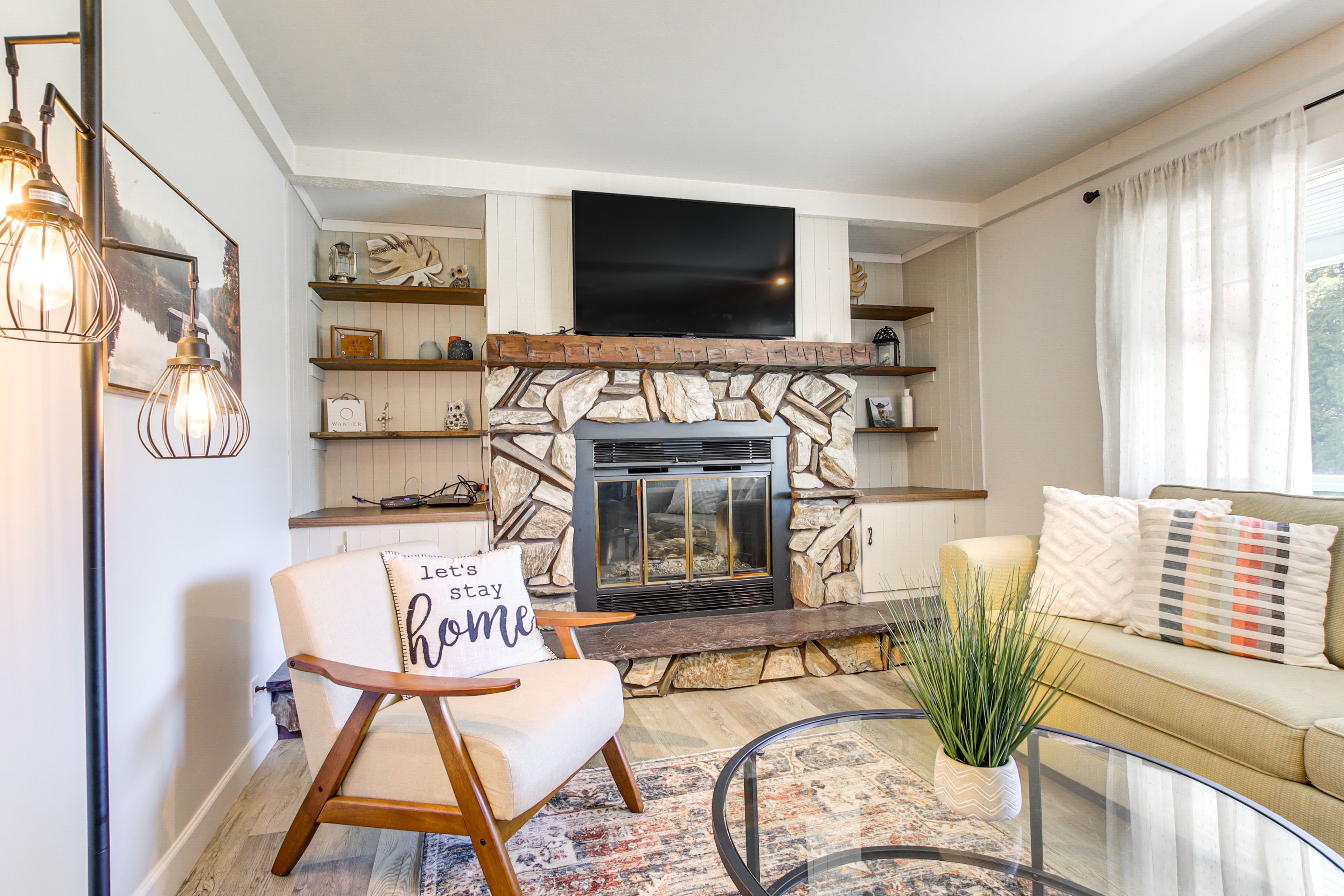 Living Room | Smart TV | Fireplace | 1st Floor