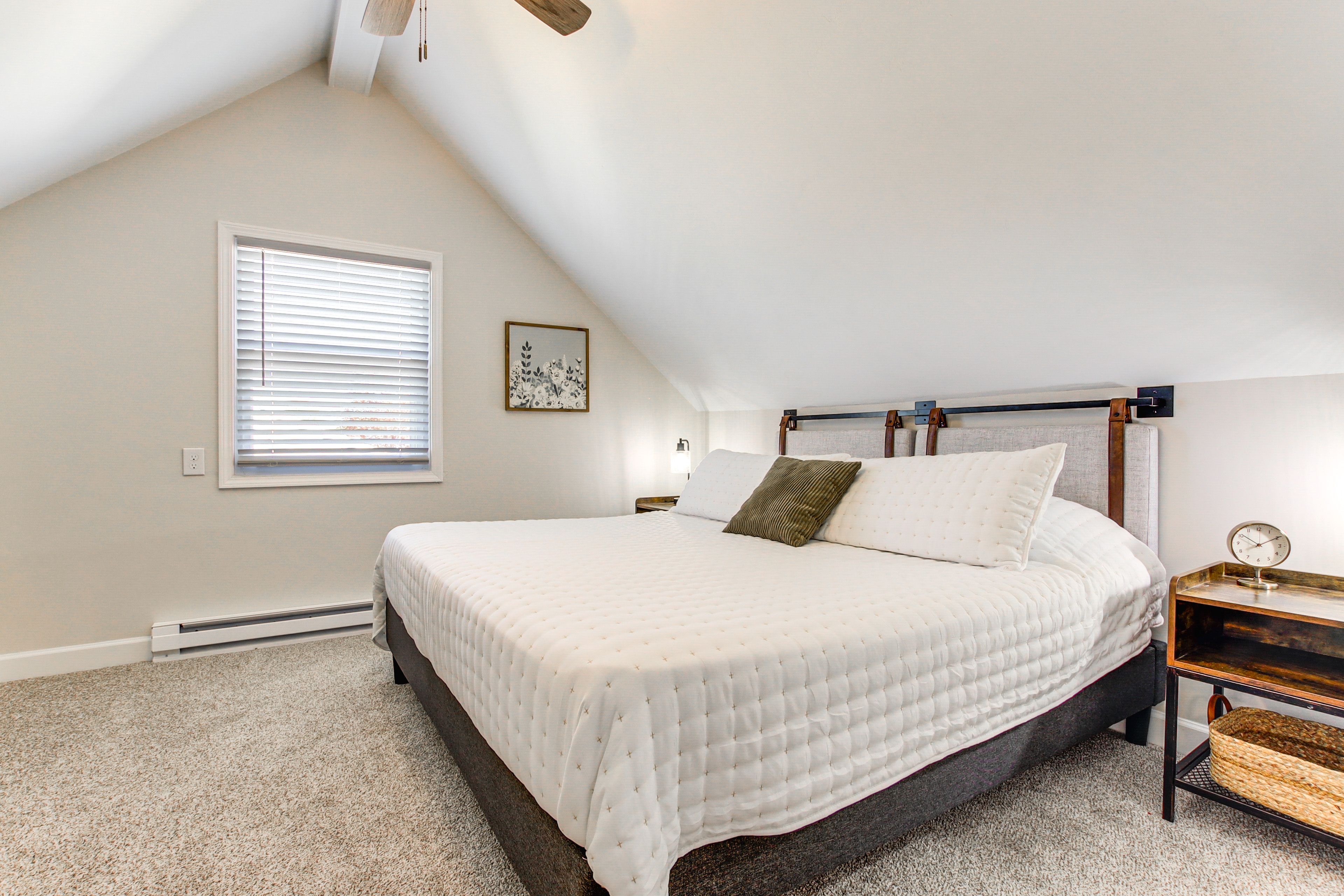 Bedroom 2 | California King Bed | 2nd Floor