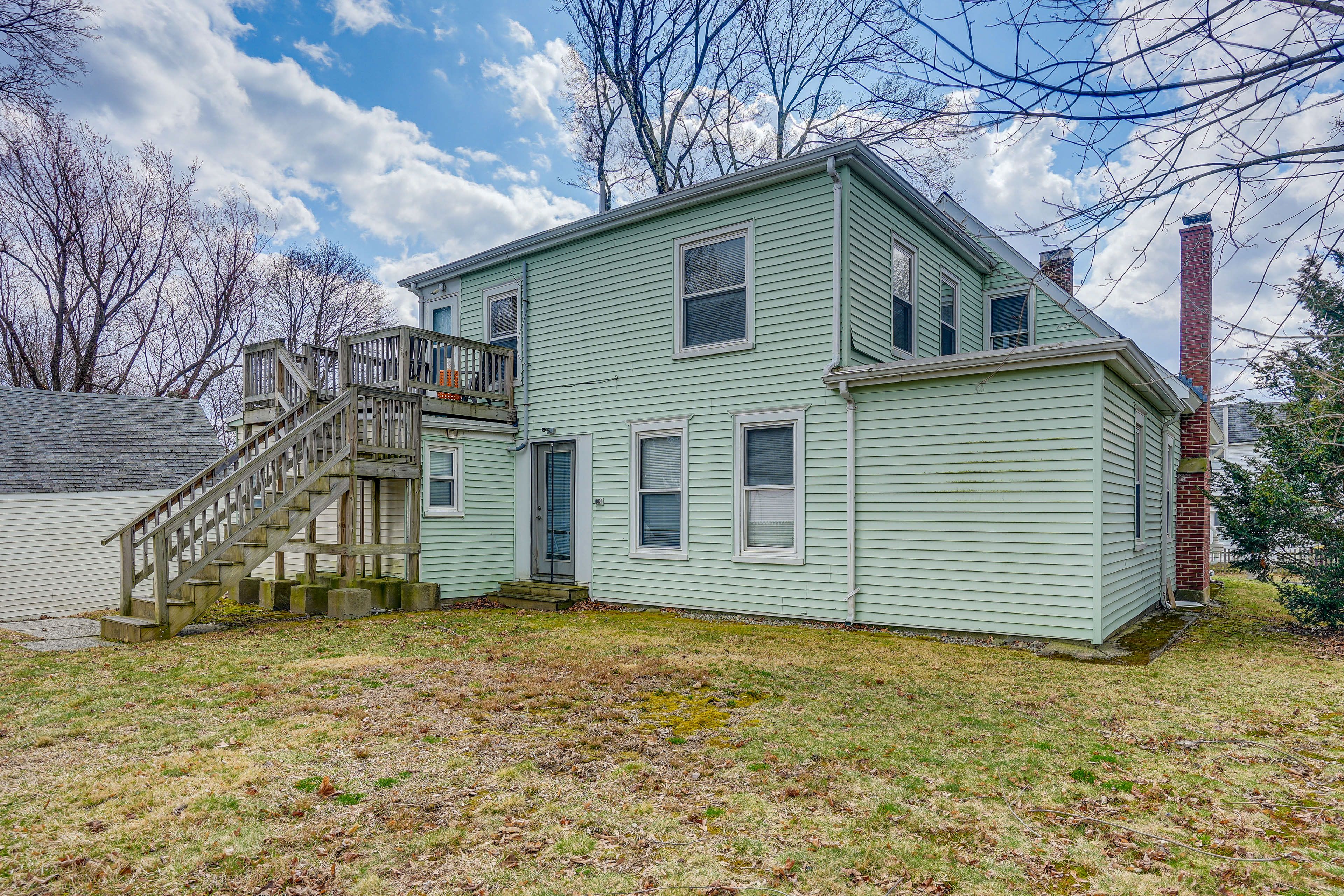 Unit Entry | Exterior Staircase
