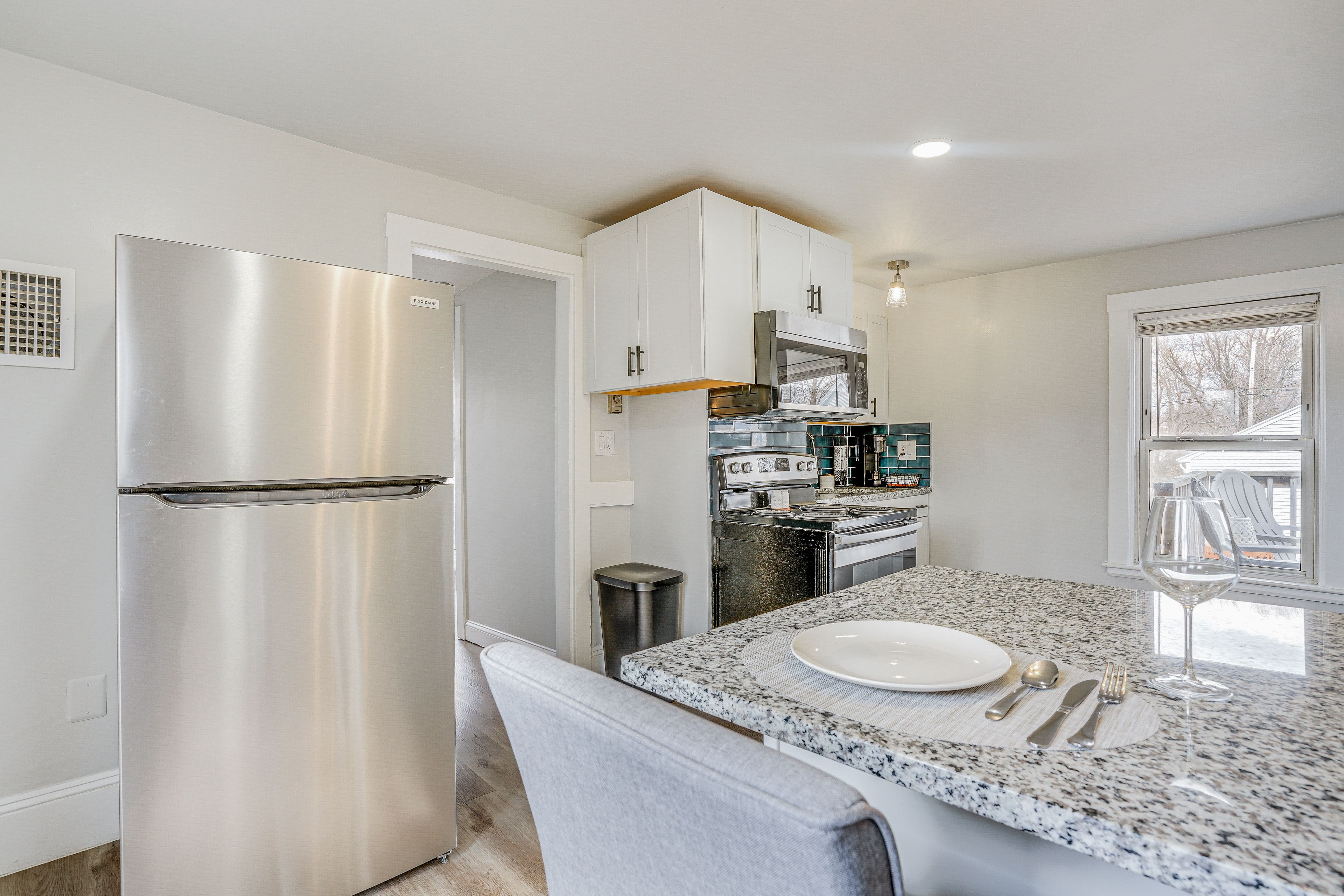 Kitchen | Cooking Basics | Dishware & Flatware