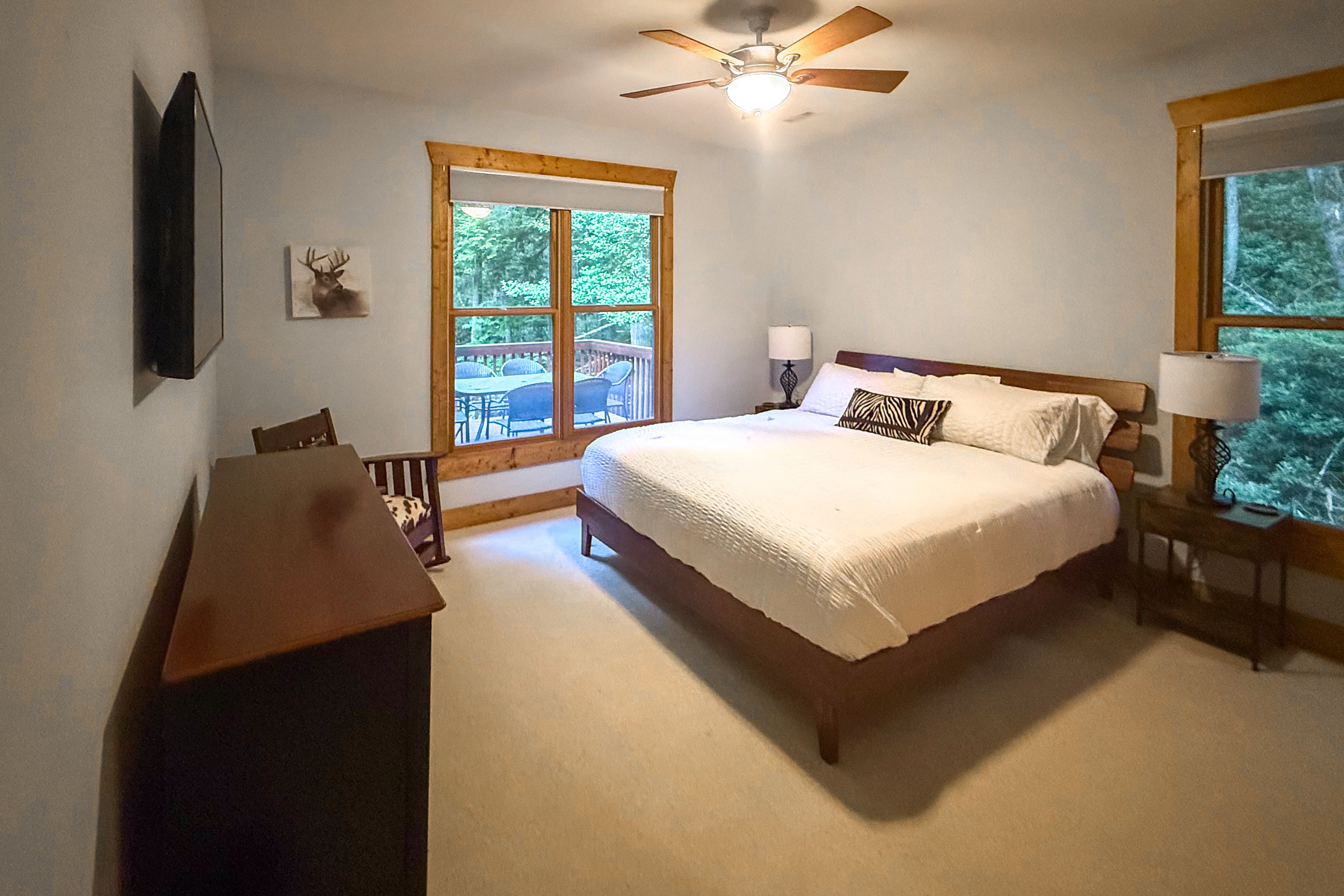Bedroom 3 | King Bed | Smart TV