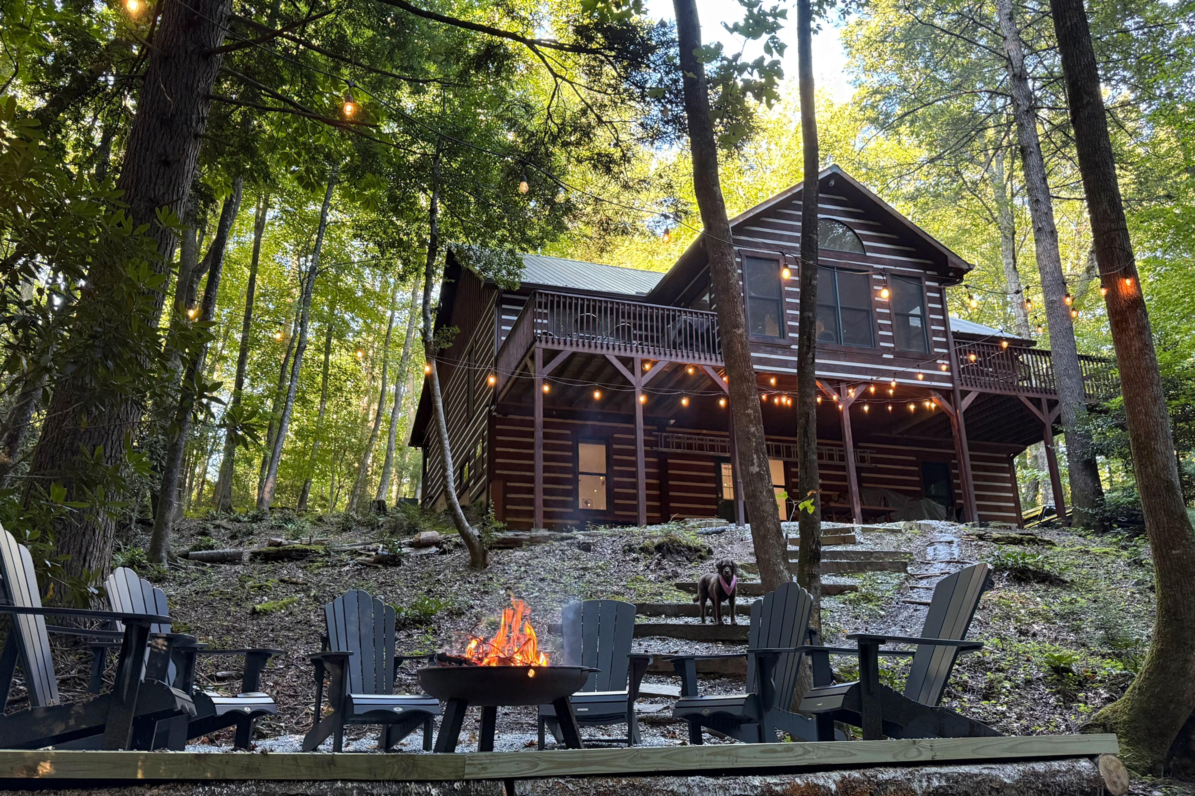 Sapphire Vacation Rental | 3BR | 2BA | Stairs Required | 1,850 Sq Ft