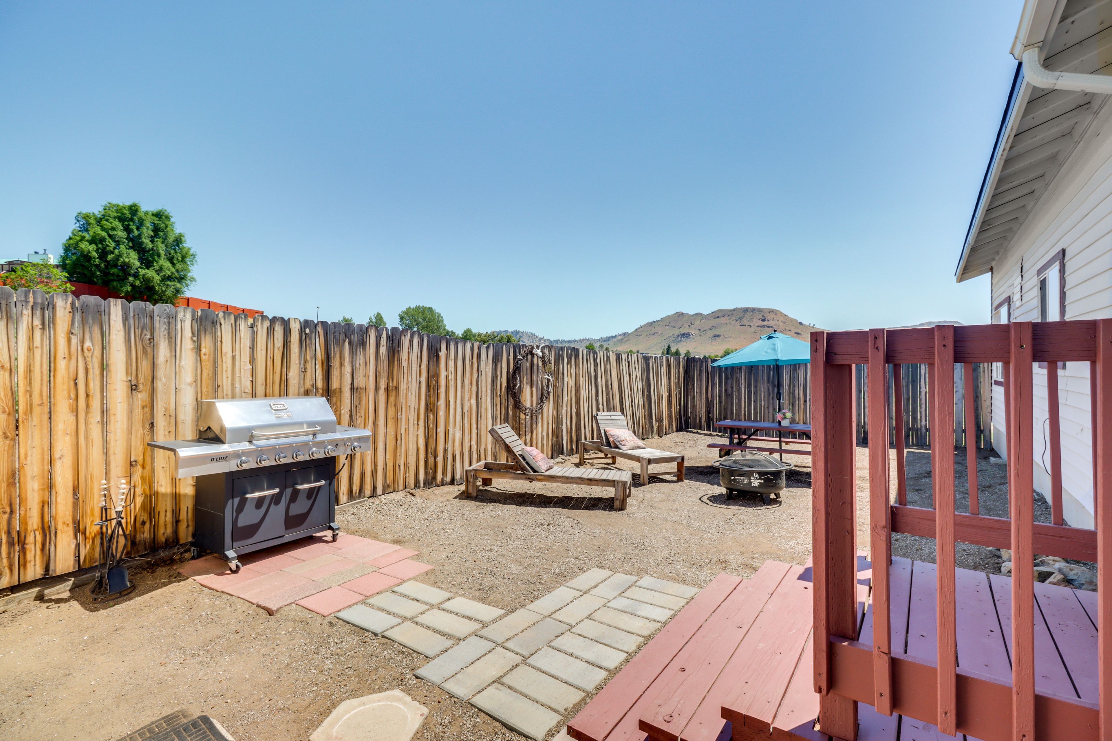 Cottage Exterior | Fenced Yard | Picnic Table | Gas Grill | Fire Pit