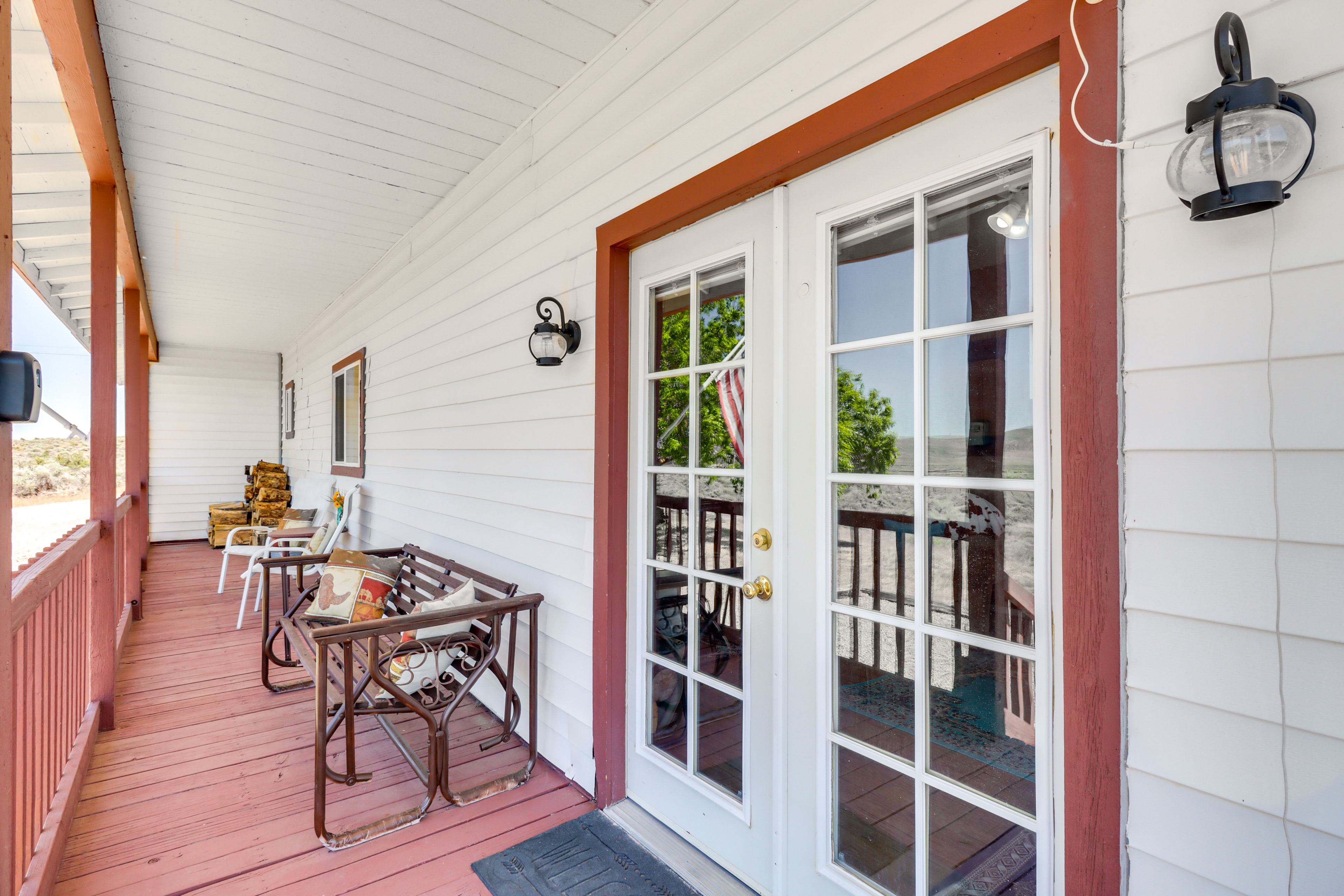Cottage Exterior | Furnished Porch
