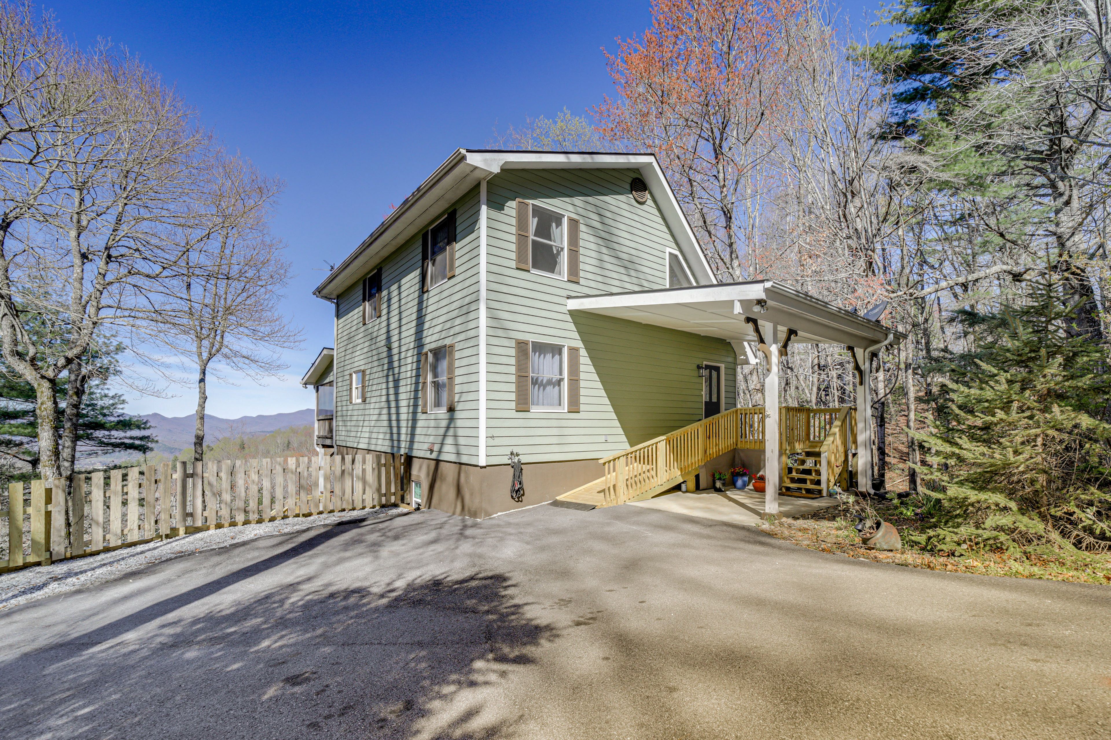 Parking | Driveway (4 Vehicles) | Street Parking (1 Vehicle)